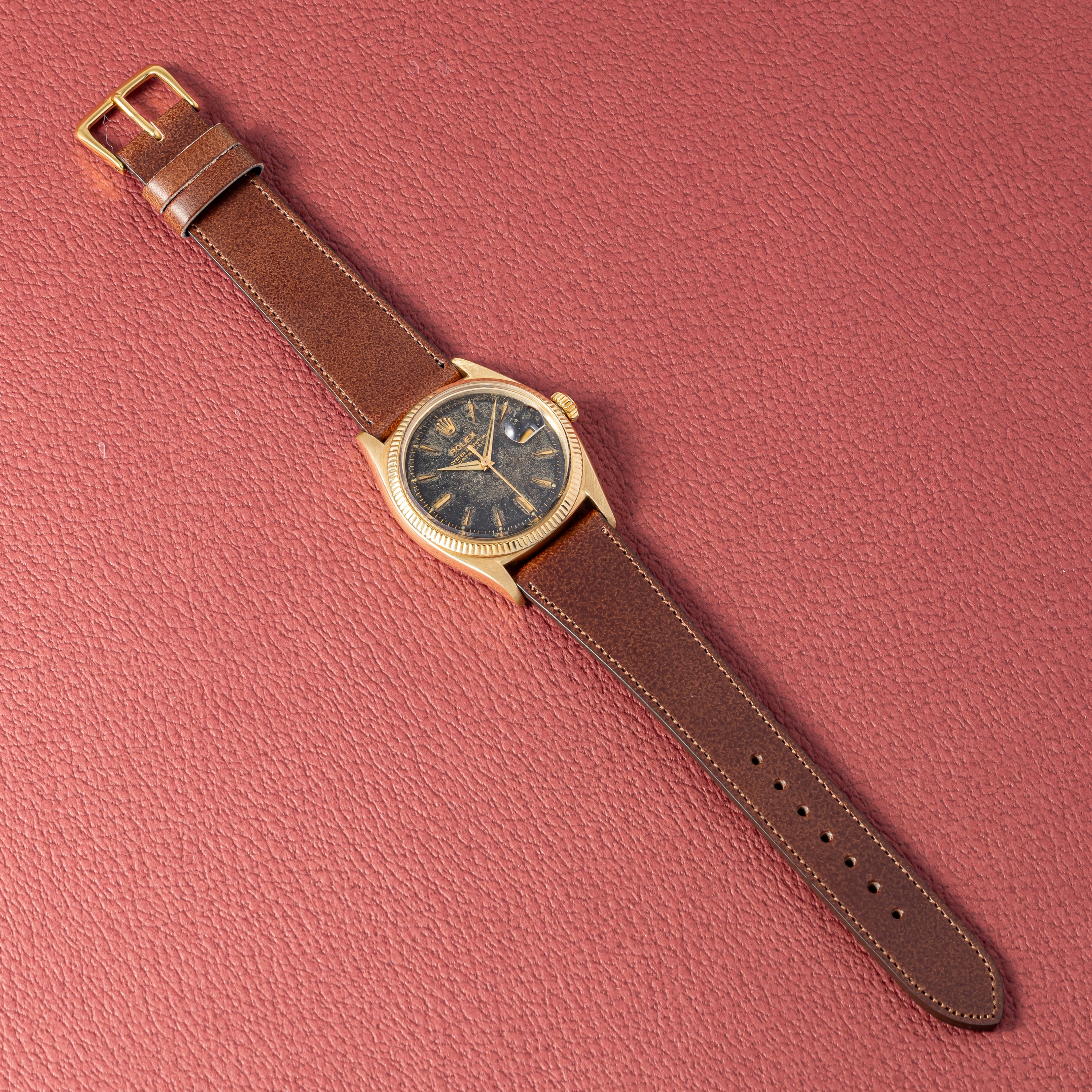 ロレックス デイトジャスト 自動巻き 14金無垢 1957年製 Ref.6605 Cal.1066