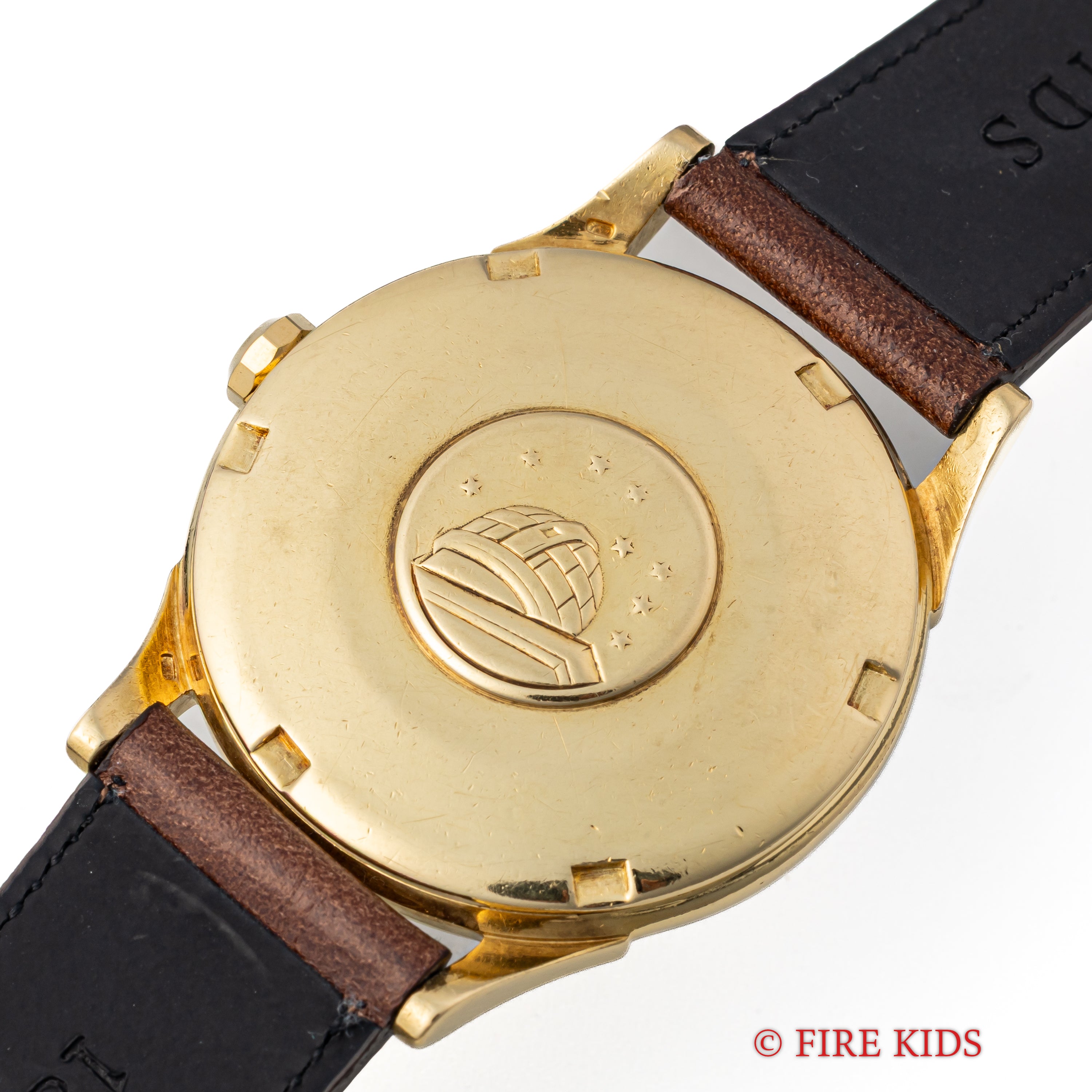 オメガ 18金無垢コンステレーション 1961年製 クロノメーター自動巻き Cal.561 オニキスインデックス