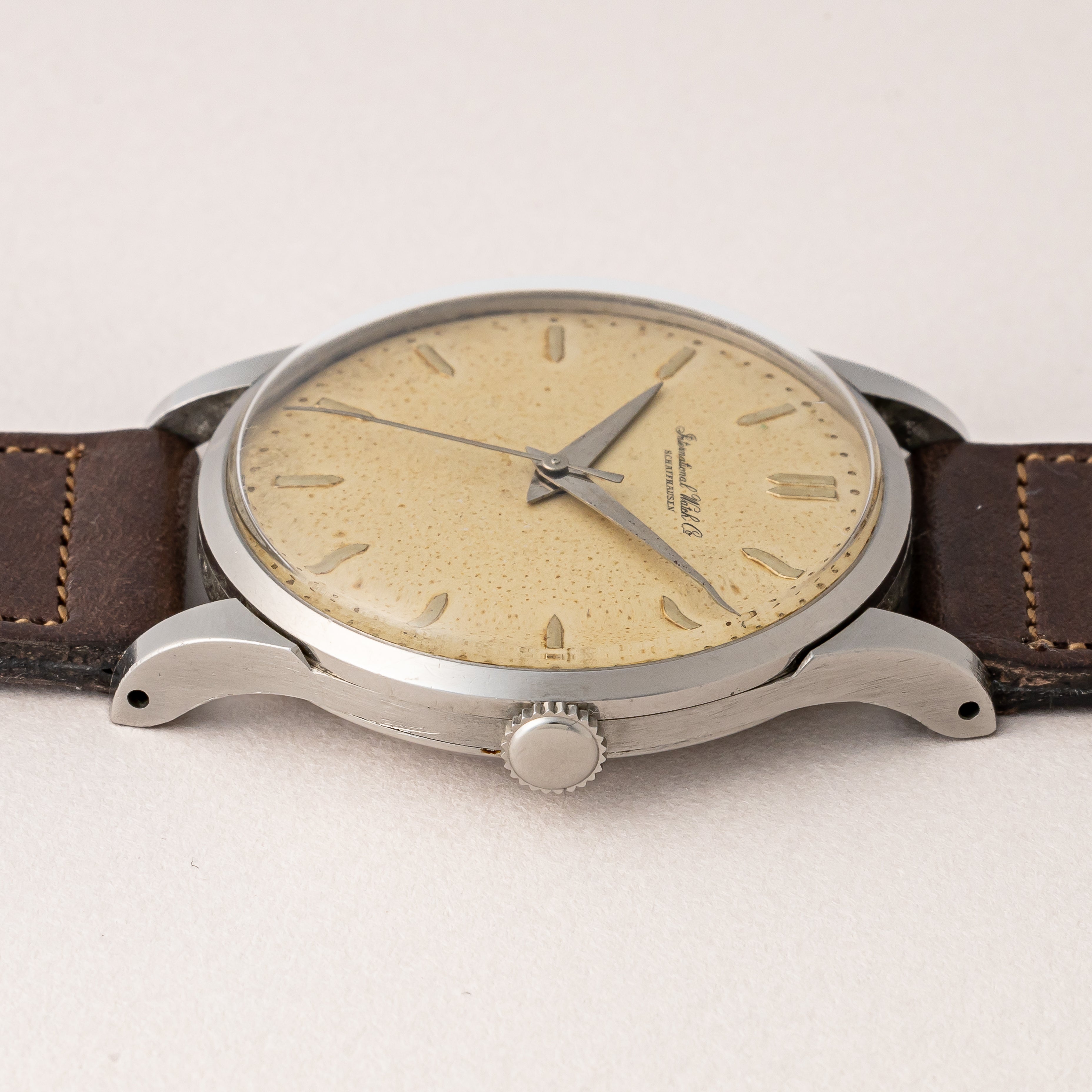 IWC ラウンドケース 1957年製 手巻き Cal.89