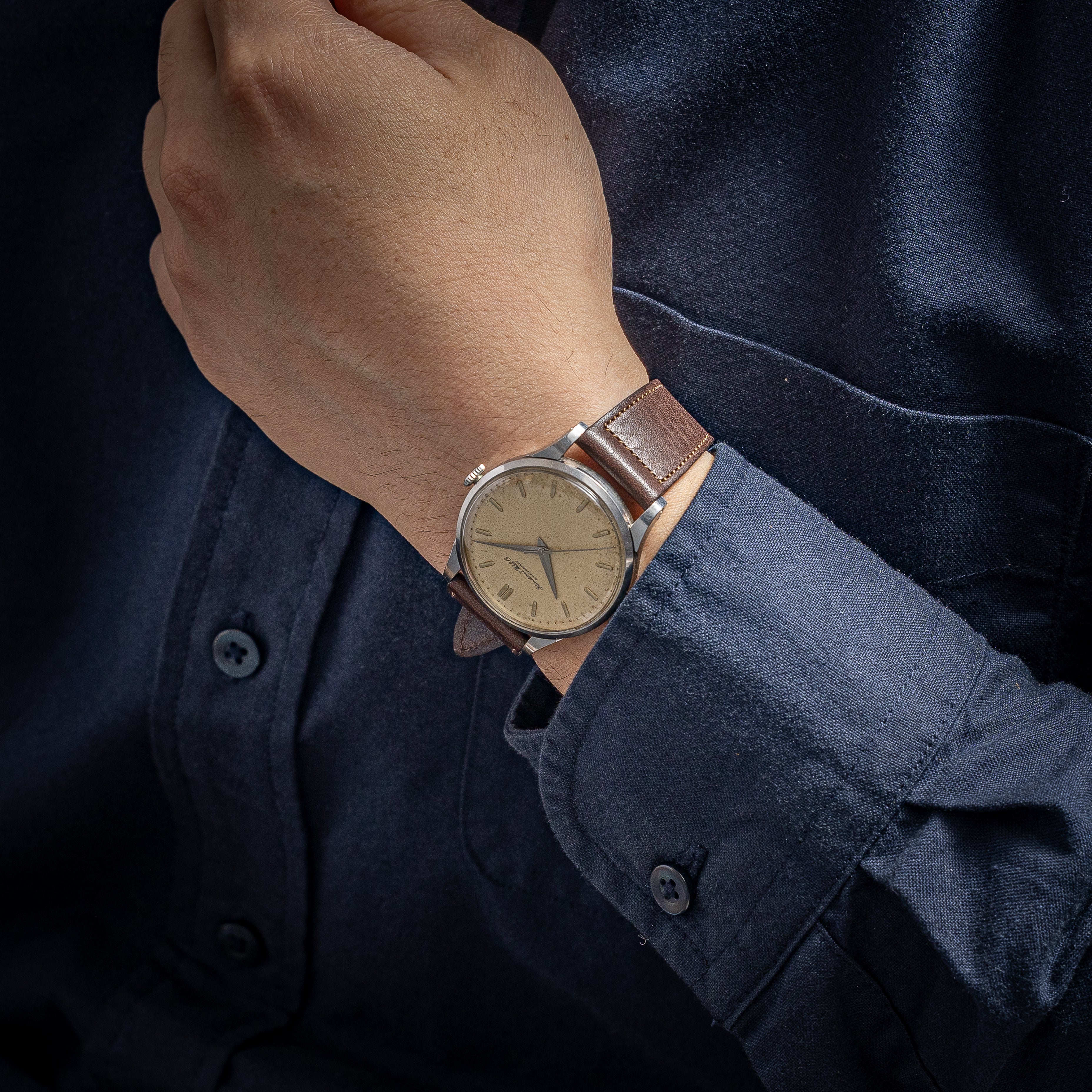 IWC ラウンドケース 1957年製 手巻き Cal.89