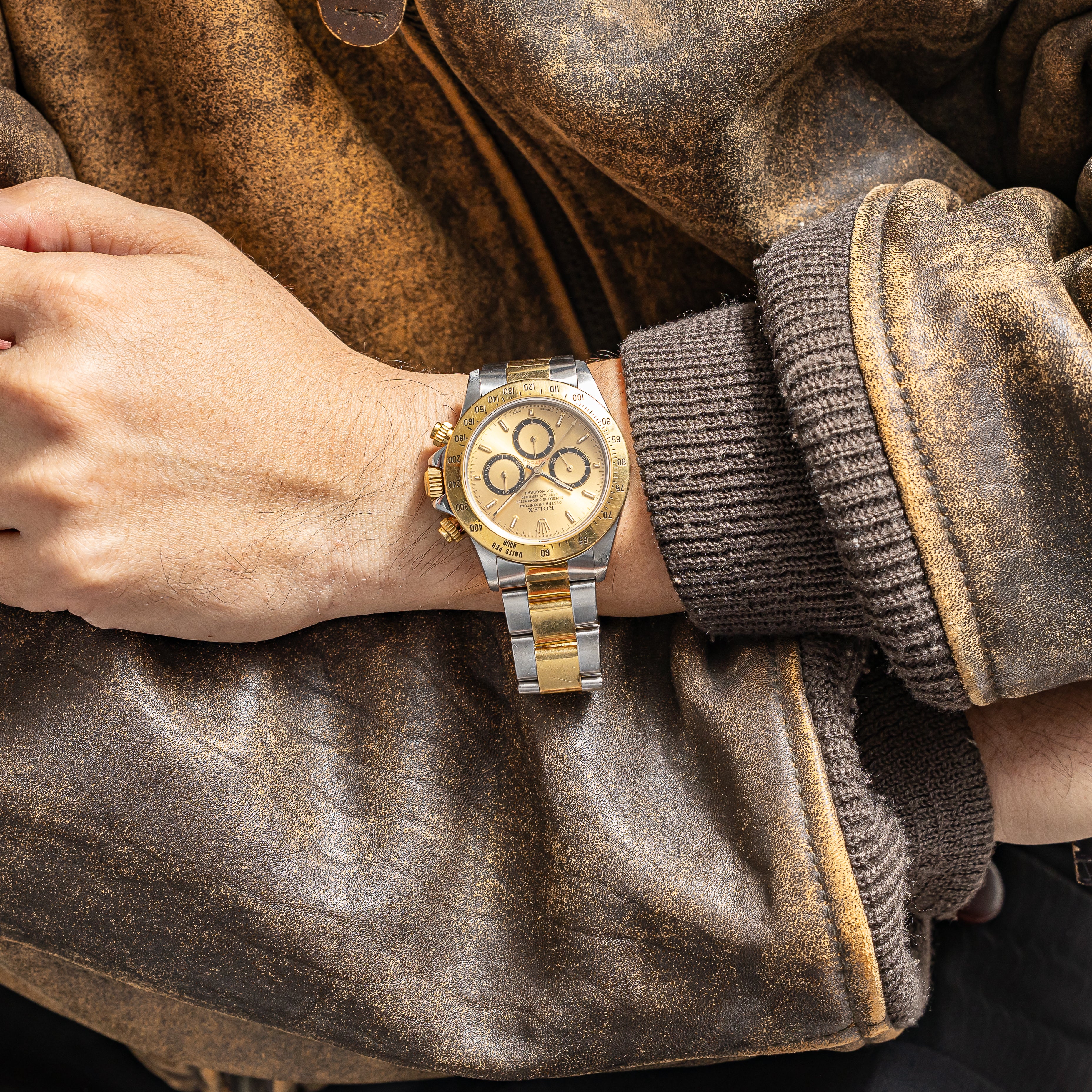 デイトナの海外購入は難しい？