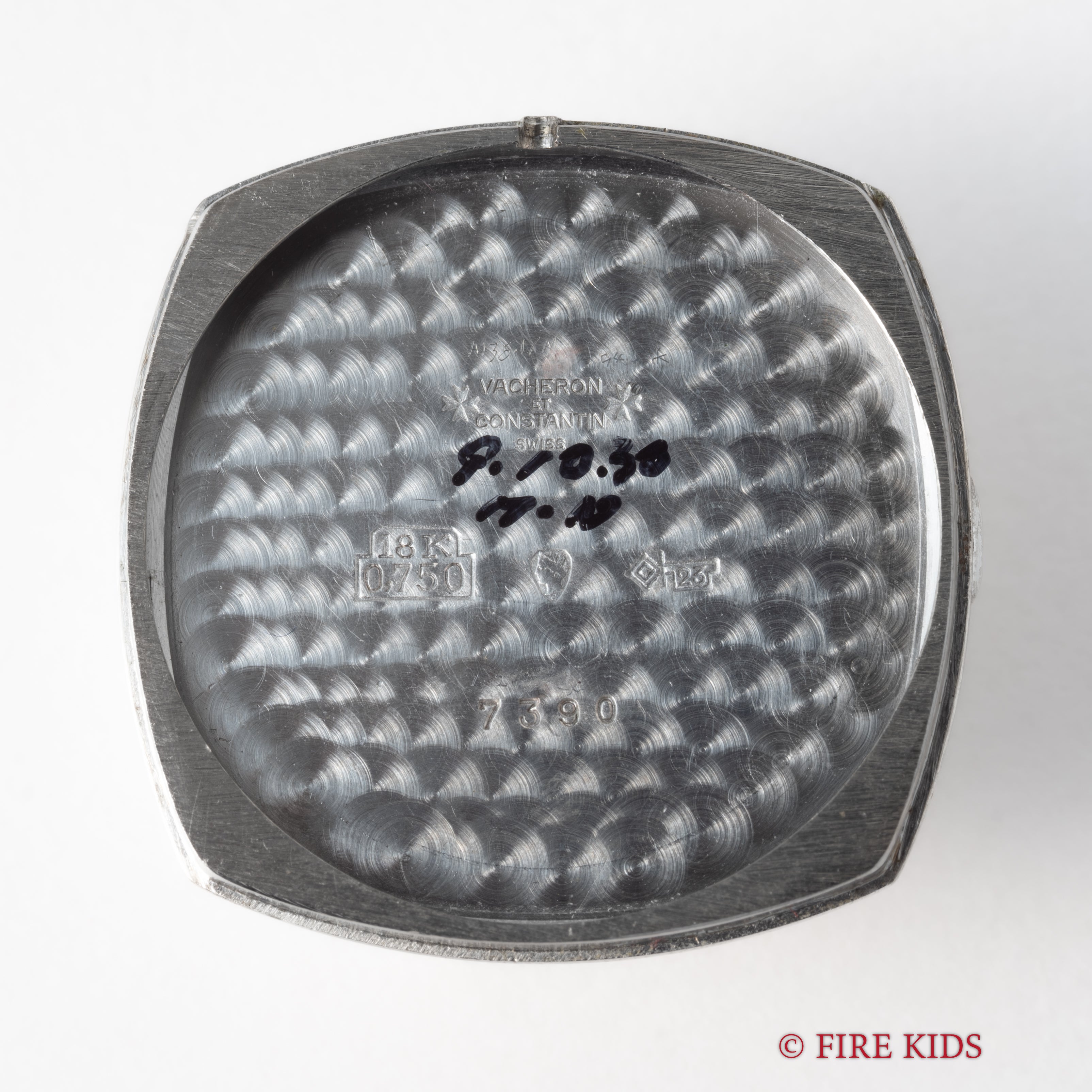 ヴァシュロン・コンスタンタン スクエアケース 1970年代製 18金無垢ホワイトゴールド 自動巻 Cal.1120