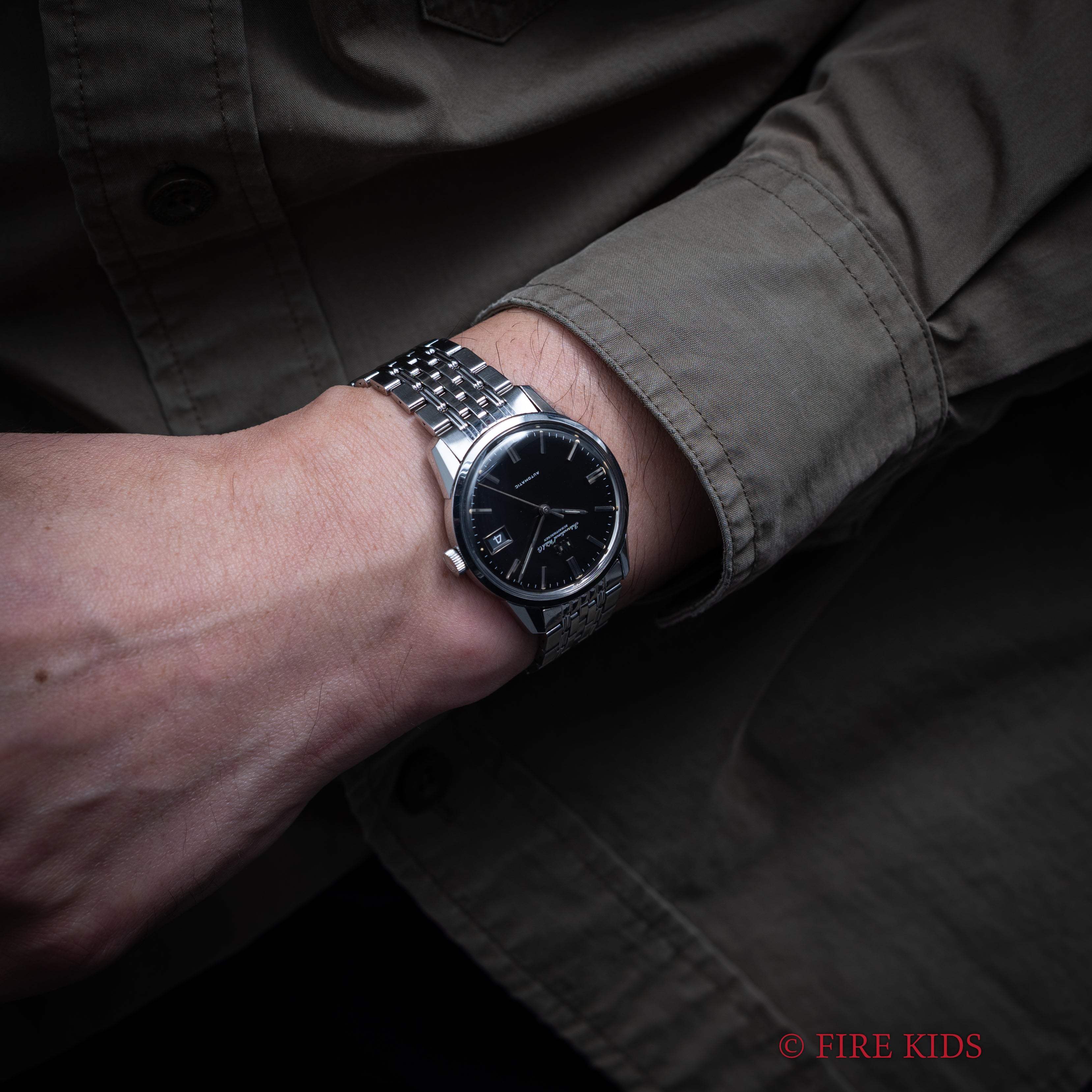 IWC 1970年製（昭和45年製） グレー文字盤ラウンドケース 自動巻き R810AD Cal.8541 純正ステンレスブレス