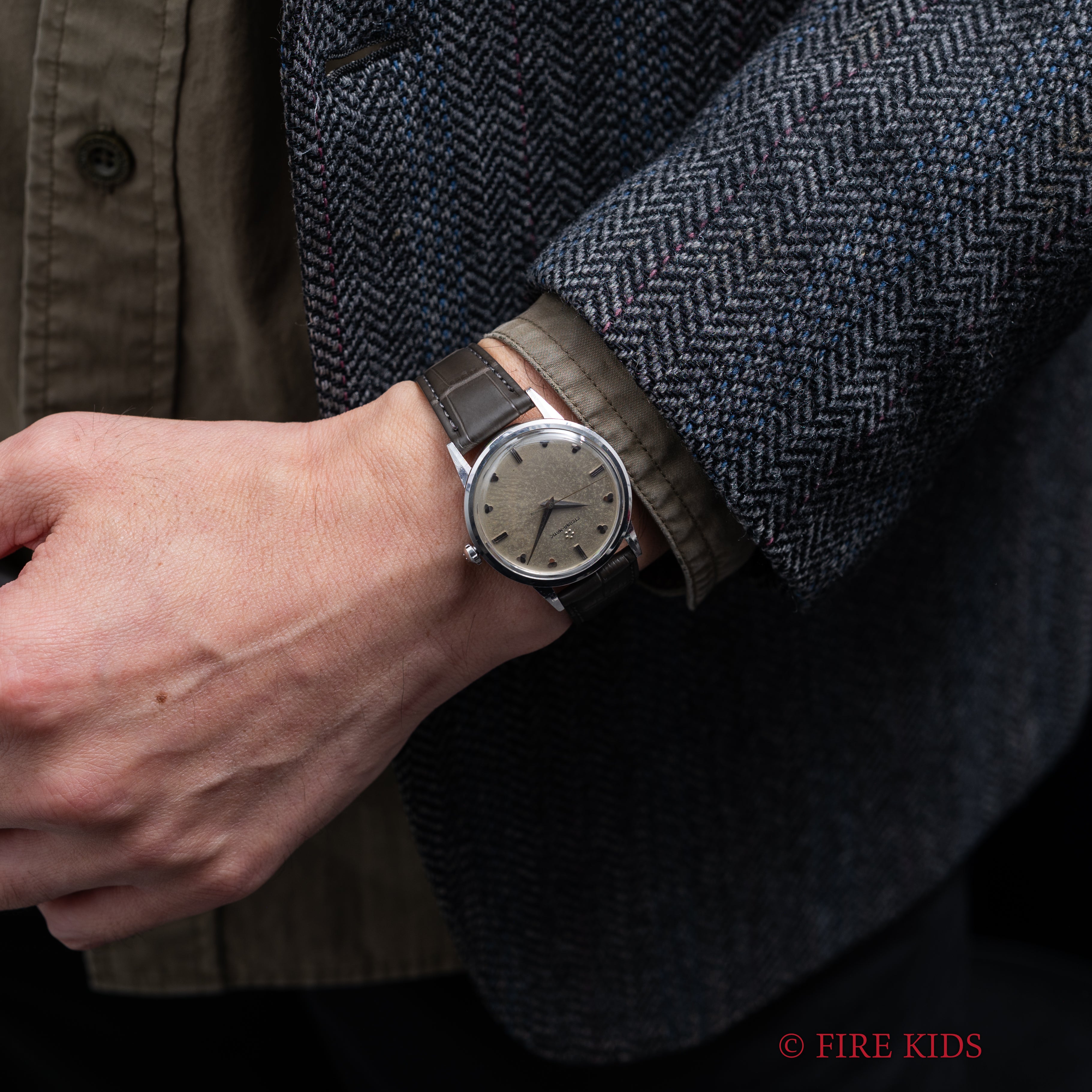 エテルナ マチック 1960年代製 自動巻き ノンデイト スクリューバックケース