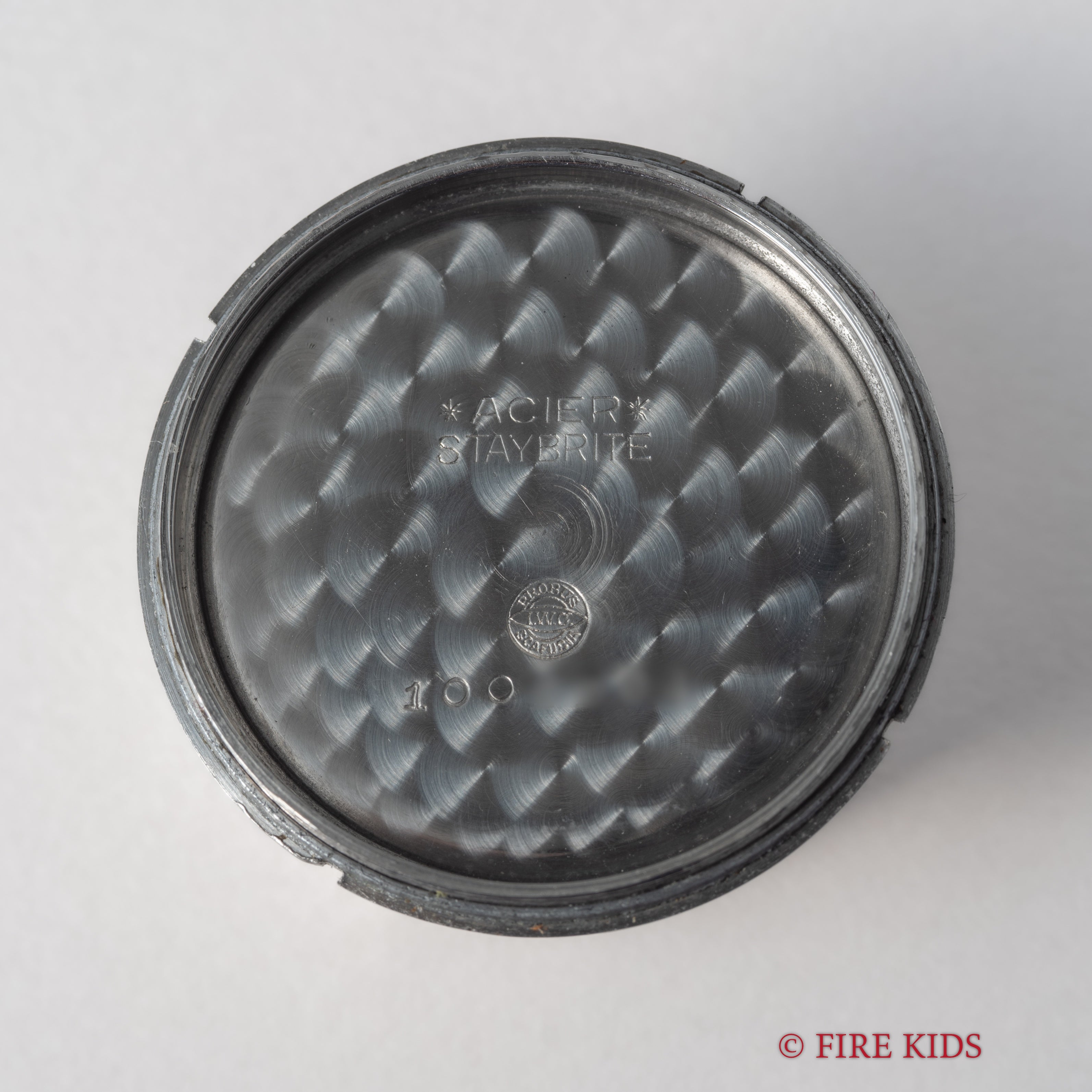 IWC 1937年製 オリジナルブラックダイヤル 手巻 Cal.83 コブラハンド スクリューバックケース