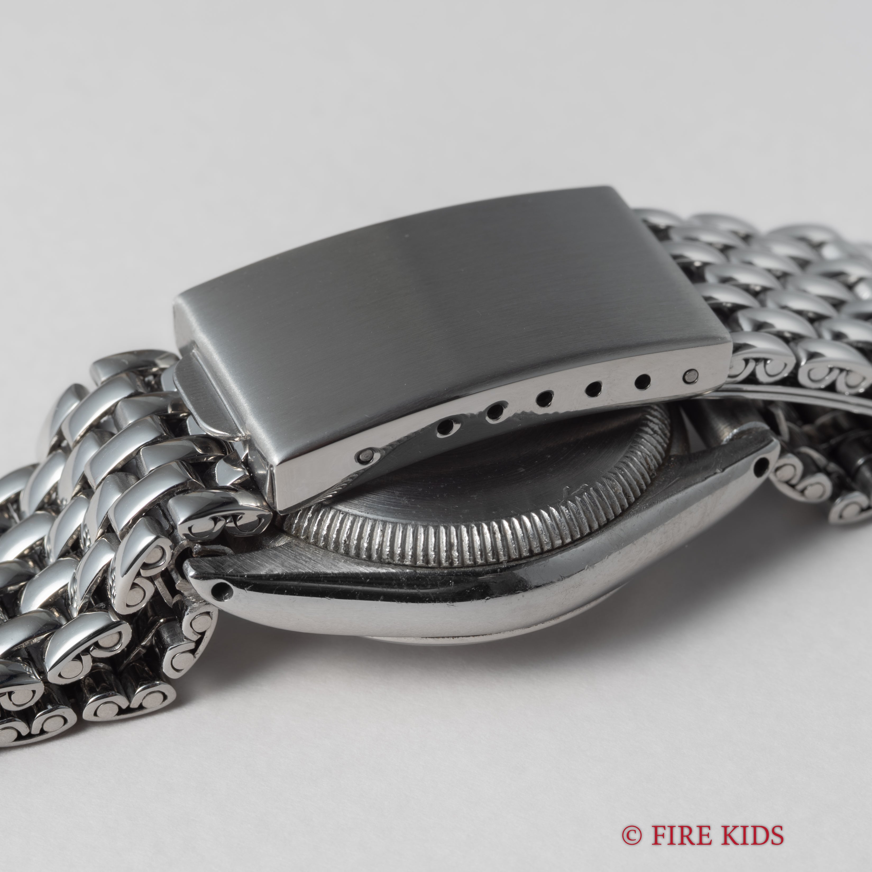 ロレックス オイスター ロイヤル 飛びローマンダイヤル 1941年製 Ref.2574 手巻き