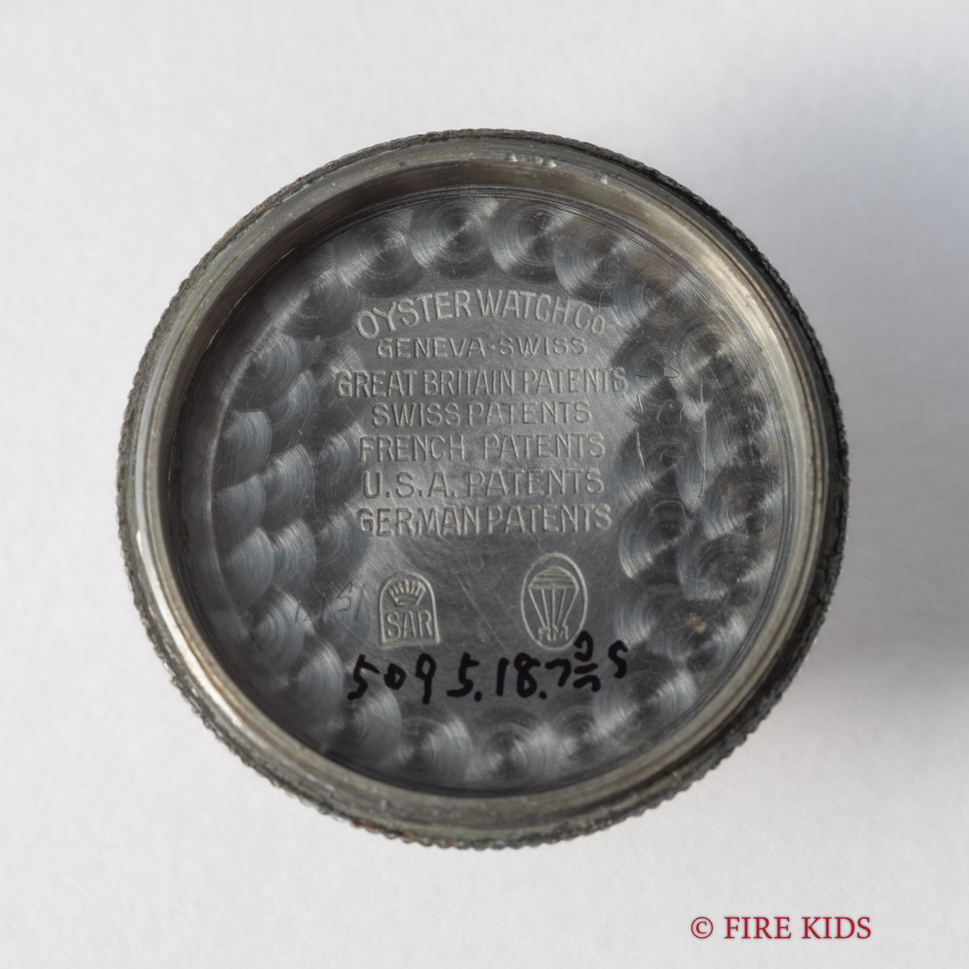 ロレックス オイスター ロイヤル 飛びローマンダイヤル 1941年製 Ref.2574 手巻き