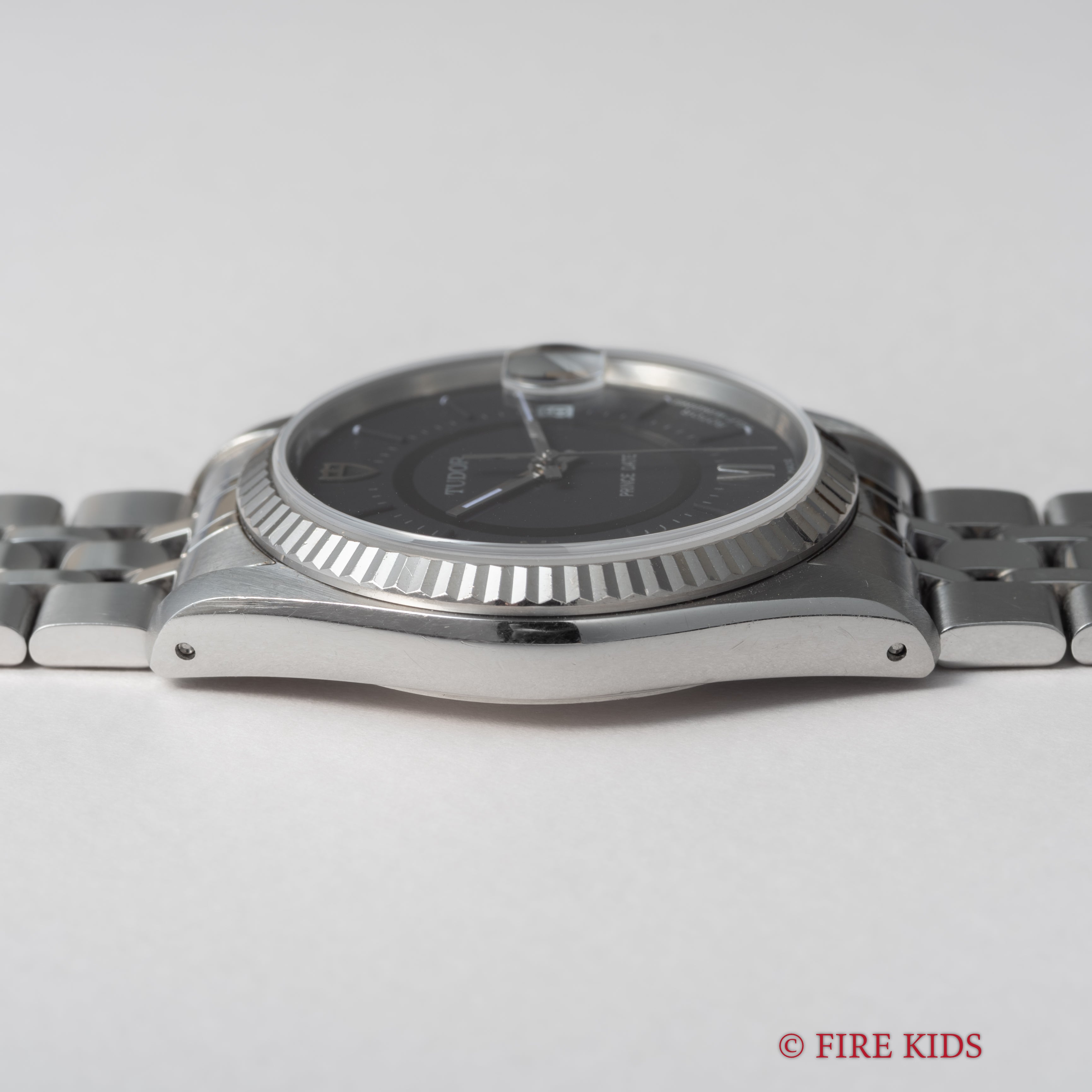 チューダー プリンスデイト 2002年製 Ref.74034 ブラックローマンダイヤル 自動巻 WGベゼル 純正ブレス