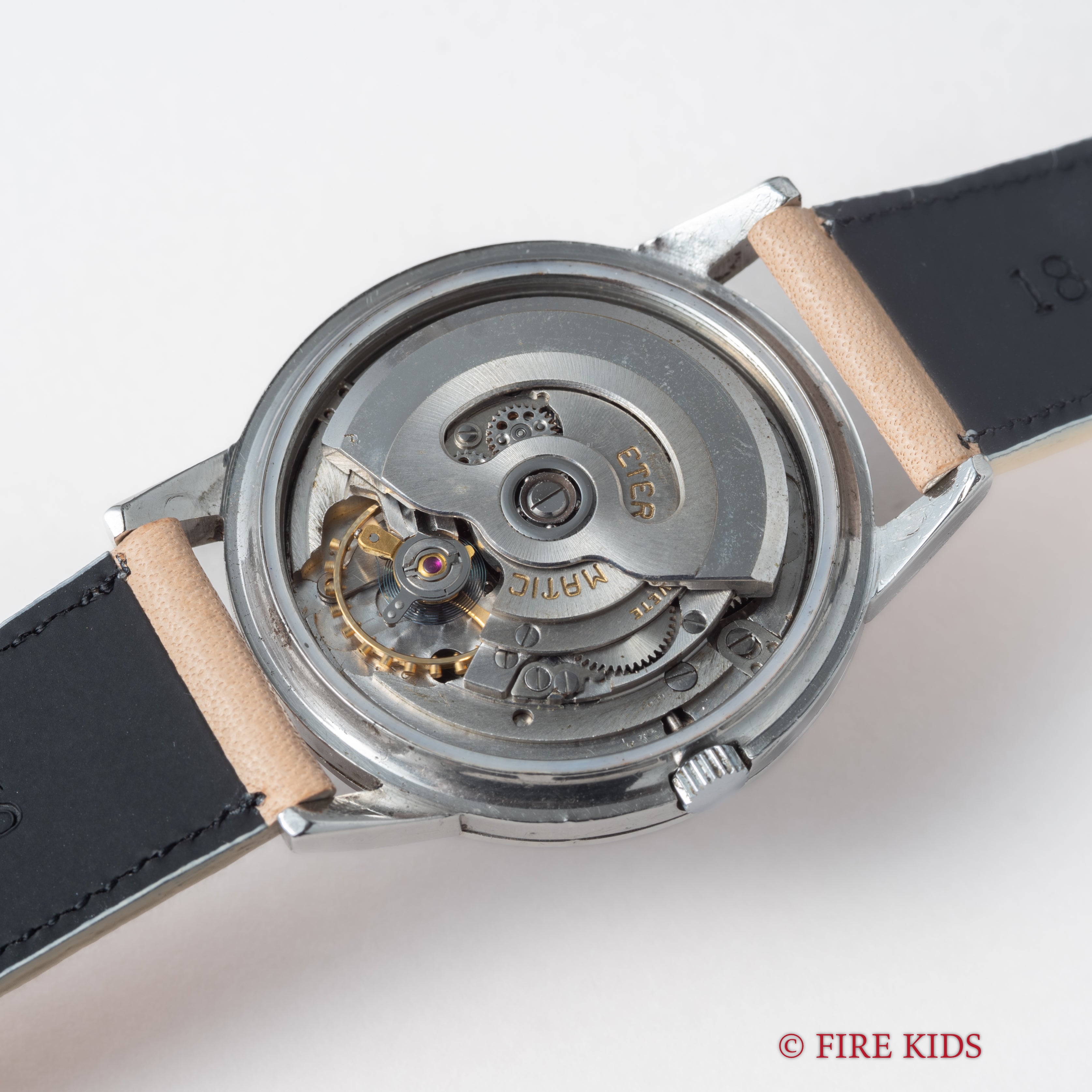 エテルナマチック ブルズアイダイヤル 1950年代製 自動巻き