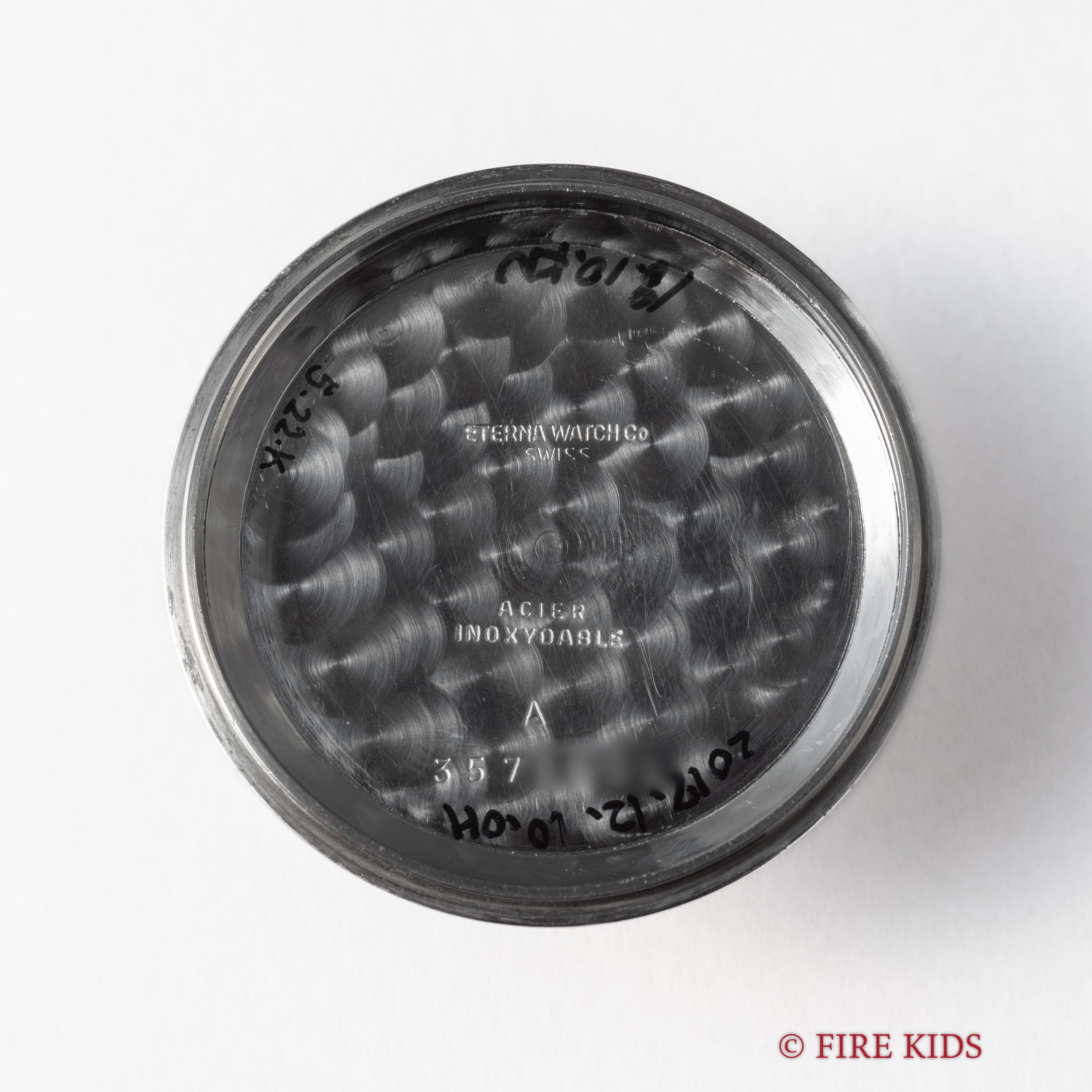 エテルナ 36㎜ビッグケース 1940年代製 アラビアダイヤル 耐震装置付き手巻 Cal.852