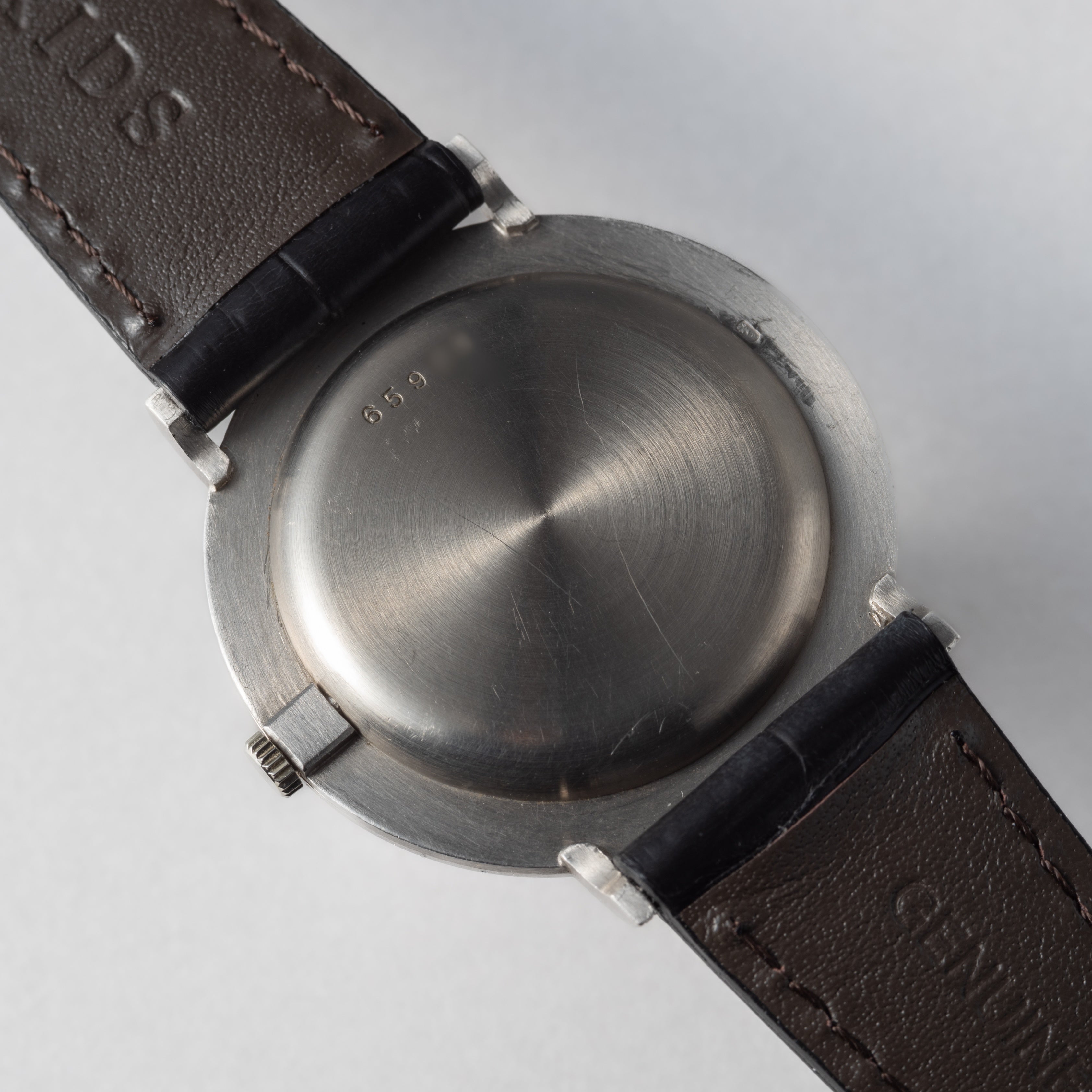 オーデマ・ピゲ ホブネイル 18金無垢ホワイトゴールド 1970年代製 手巻き Cal.K2001/1A 純正18KWG尾錠