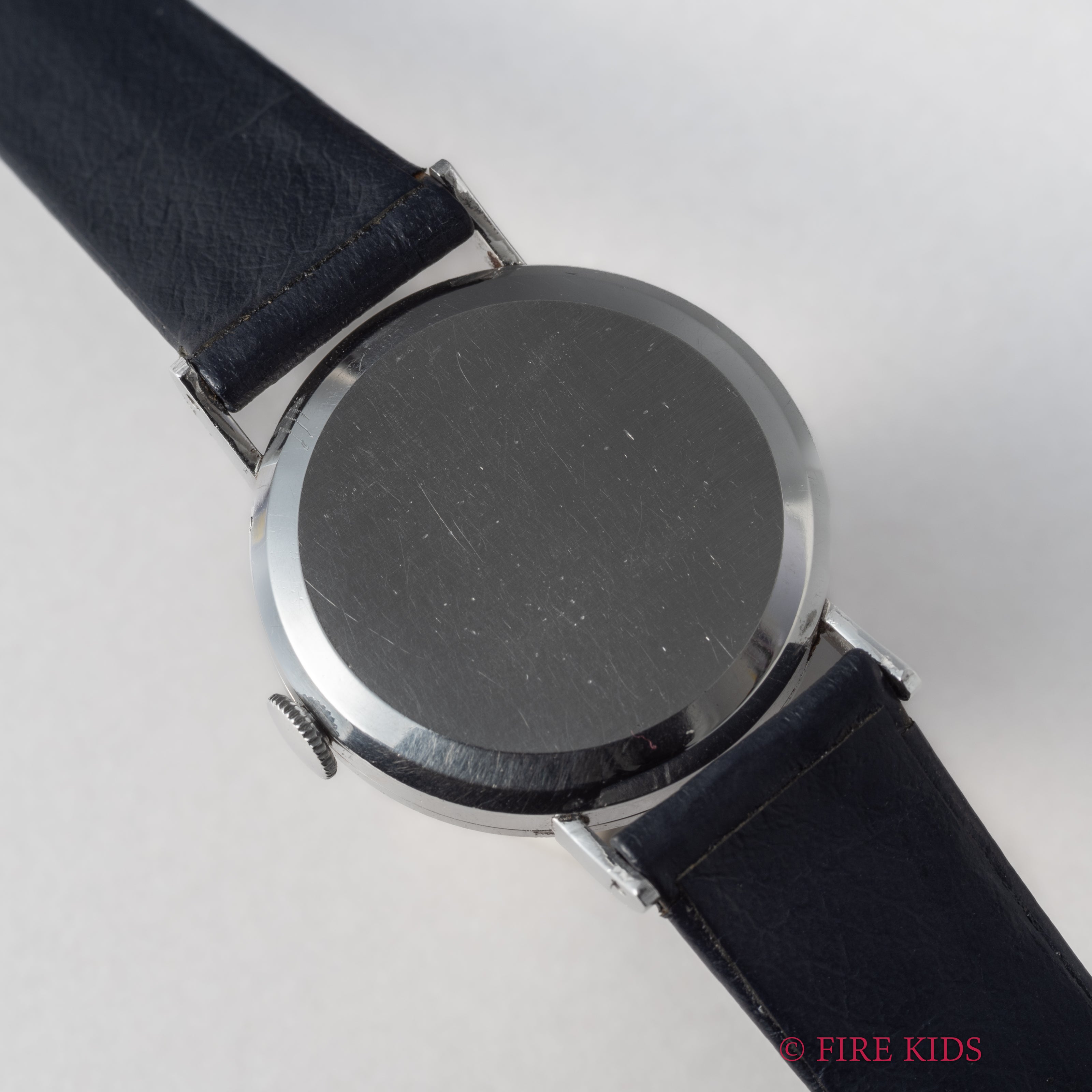 IWC ラウンドケース 1965年製 手巻き Cal.401 箱付き