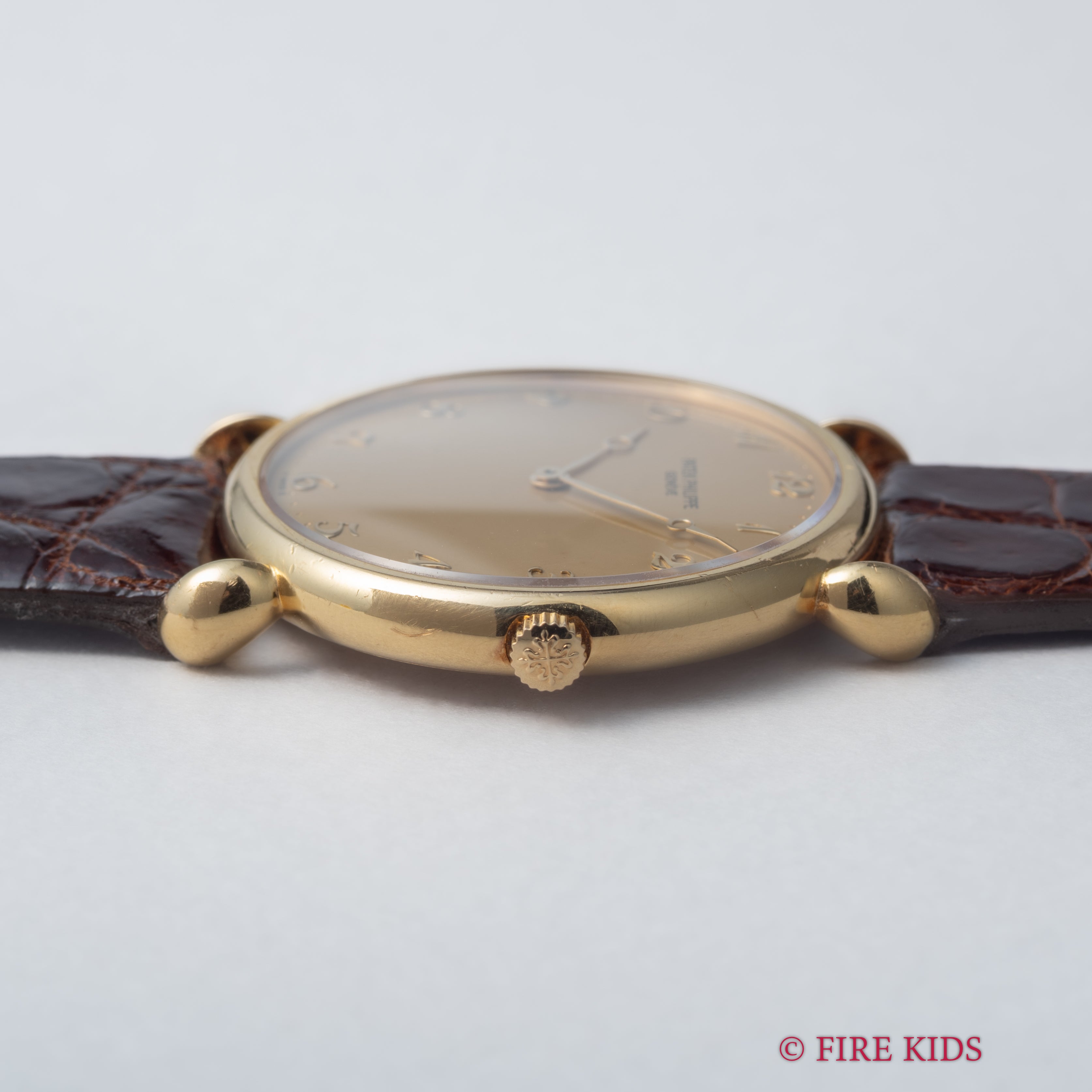 パテックフィリップ Ref.3820 カラトラバ 1990年代製 Cal.177 手巻き 18金イエローゴールド ブレゲ針ブレゲ数字