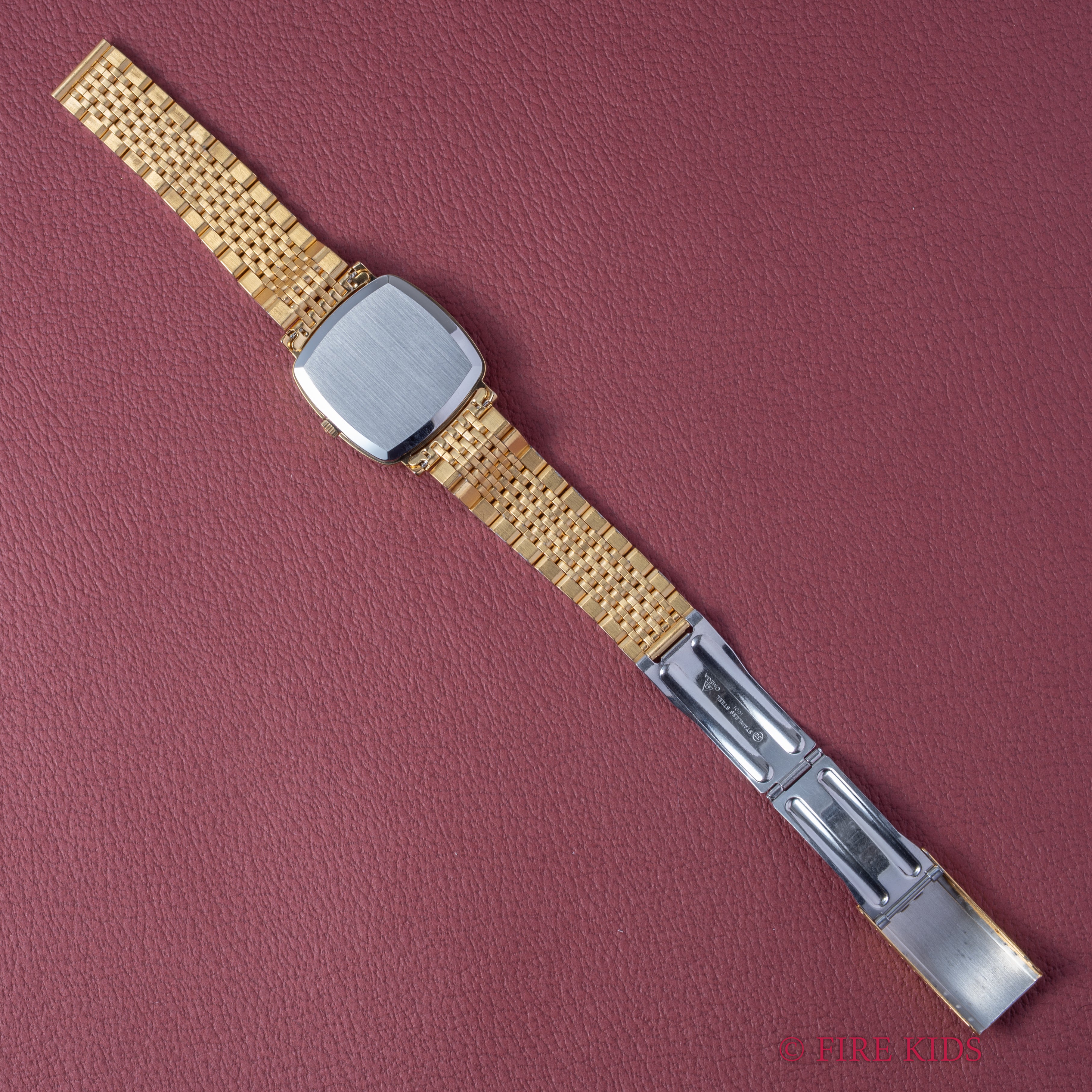 オメガ デ・ヴィル 1979年製 Ref.162.0060 スクエアケース 自動巻き 純正ブレス付き GPケース