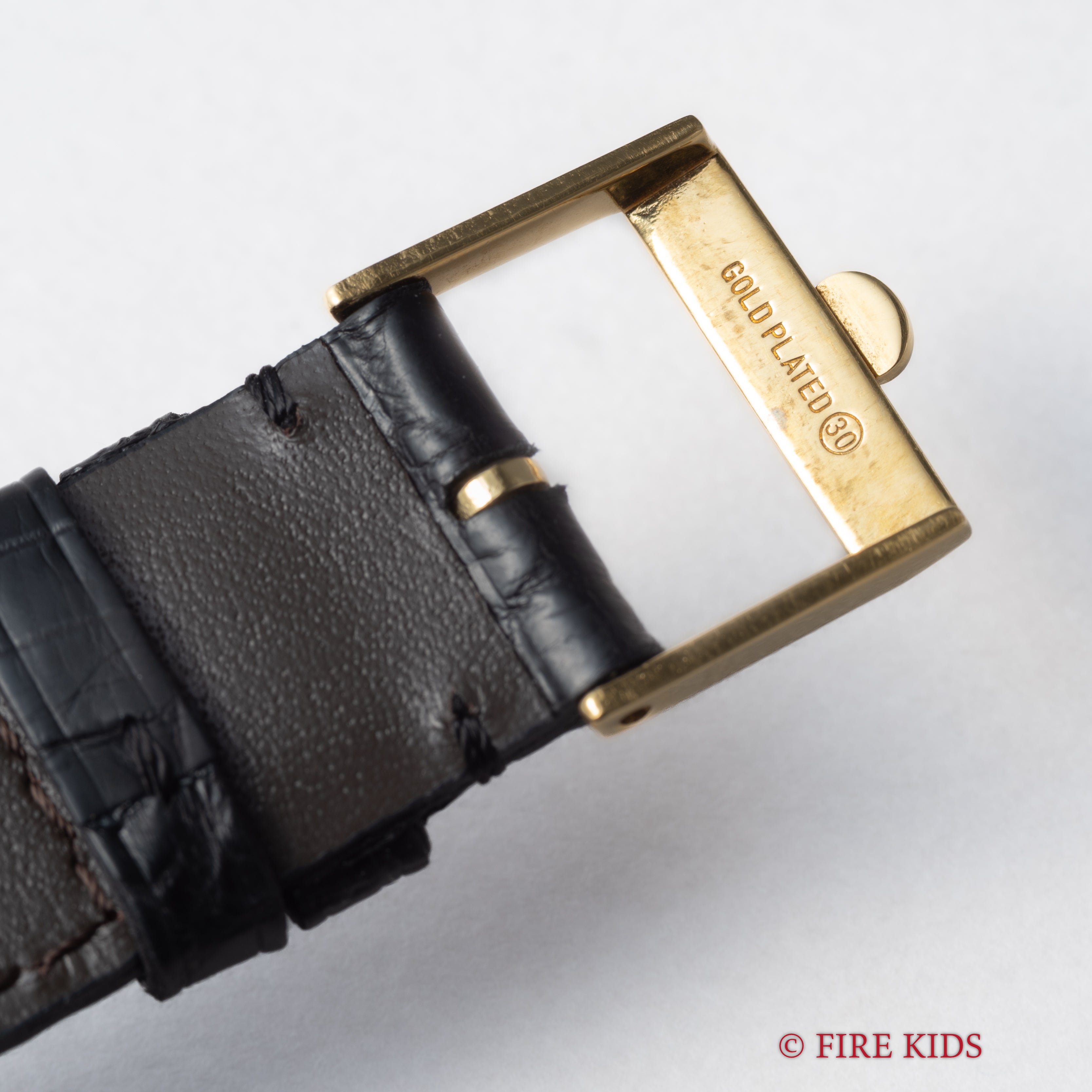 オメガ コンステレーション Cライン 1969年製 18金無垢イエローゴールド リネンダイヤル ジェンタデザイン