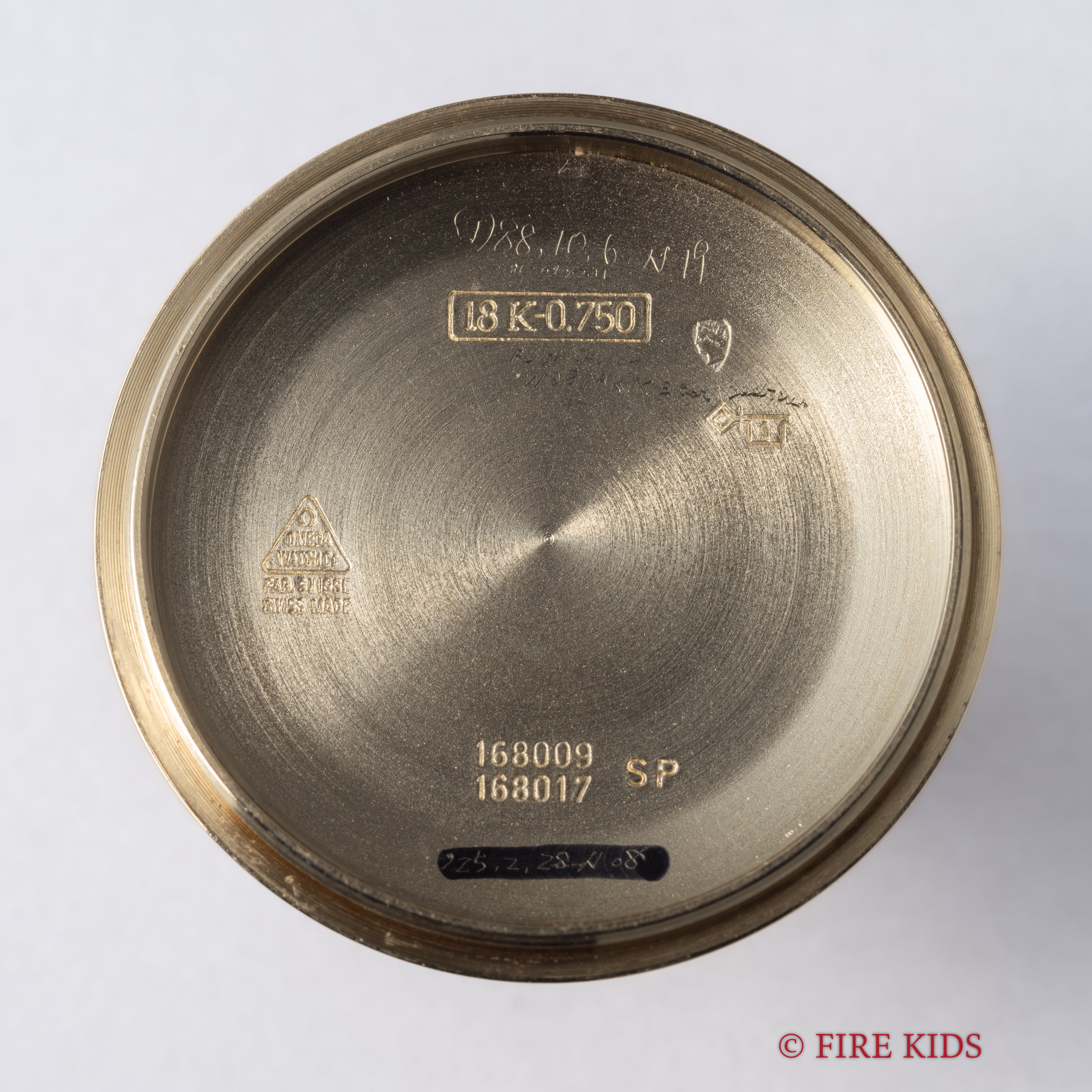 オメガ コンステレーション Cライン 1969年製 18金無垢イエローゴールド リネンダイヤル ジェンタデザイン