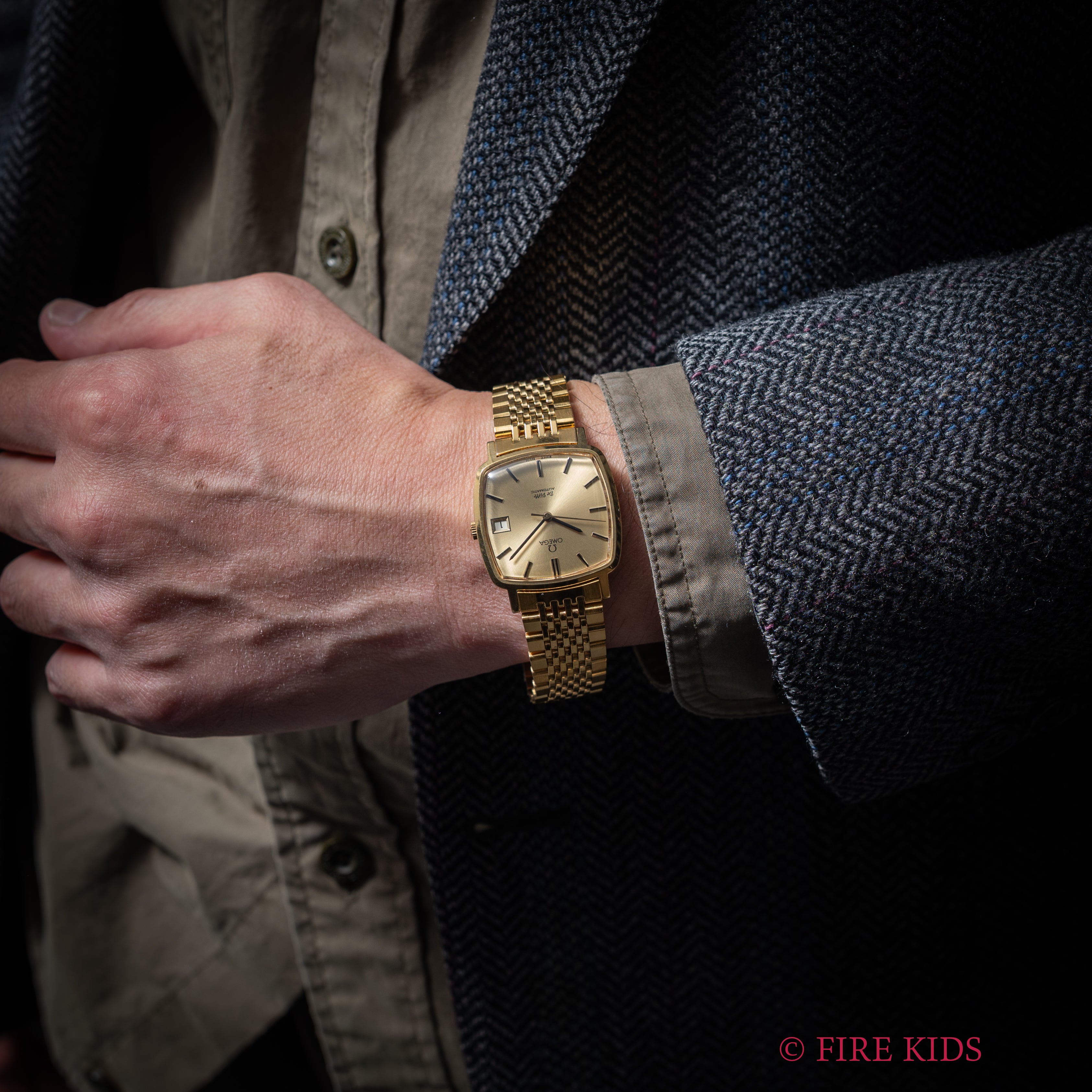 オメガ デ・ヴィル 1979年製 Ref.162.0060 スクエアケース 自動巻き 純正ブレス付き GPケース