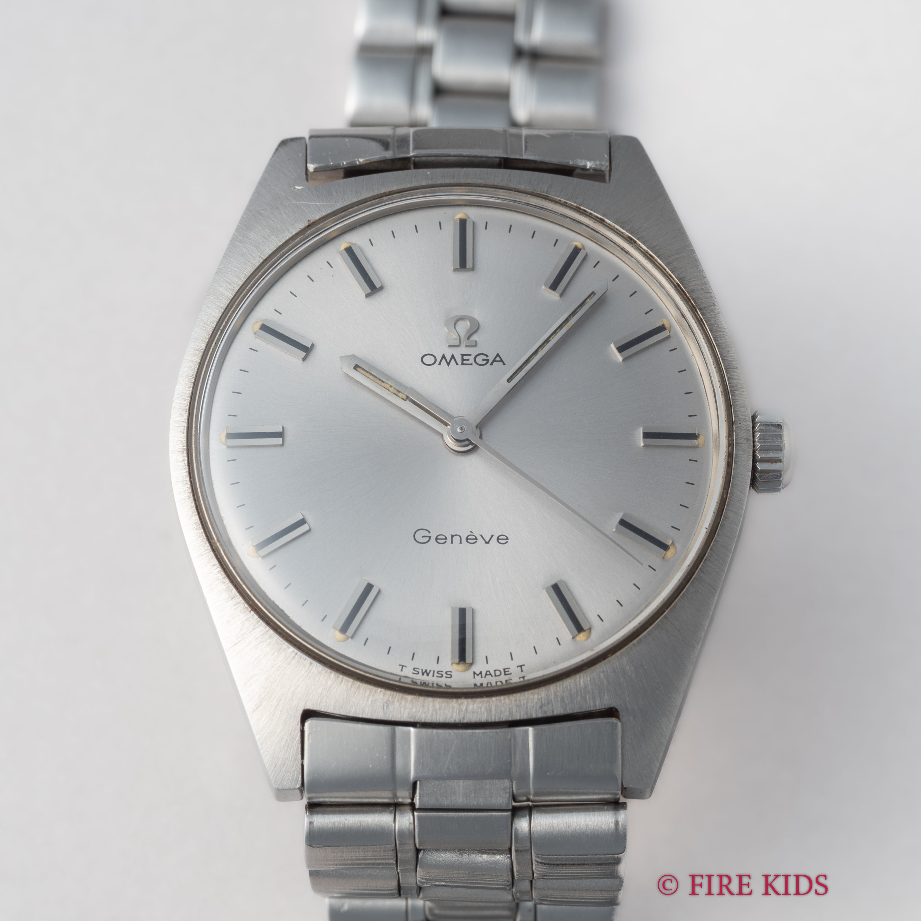 オメガ ジュネーブ 1969年製 Ref.135.041 手巻き トノー型 純正ブレス付