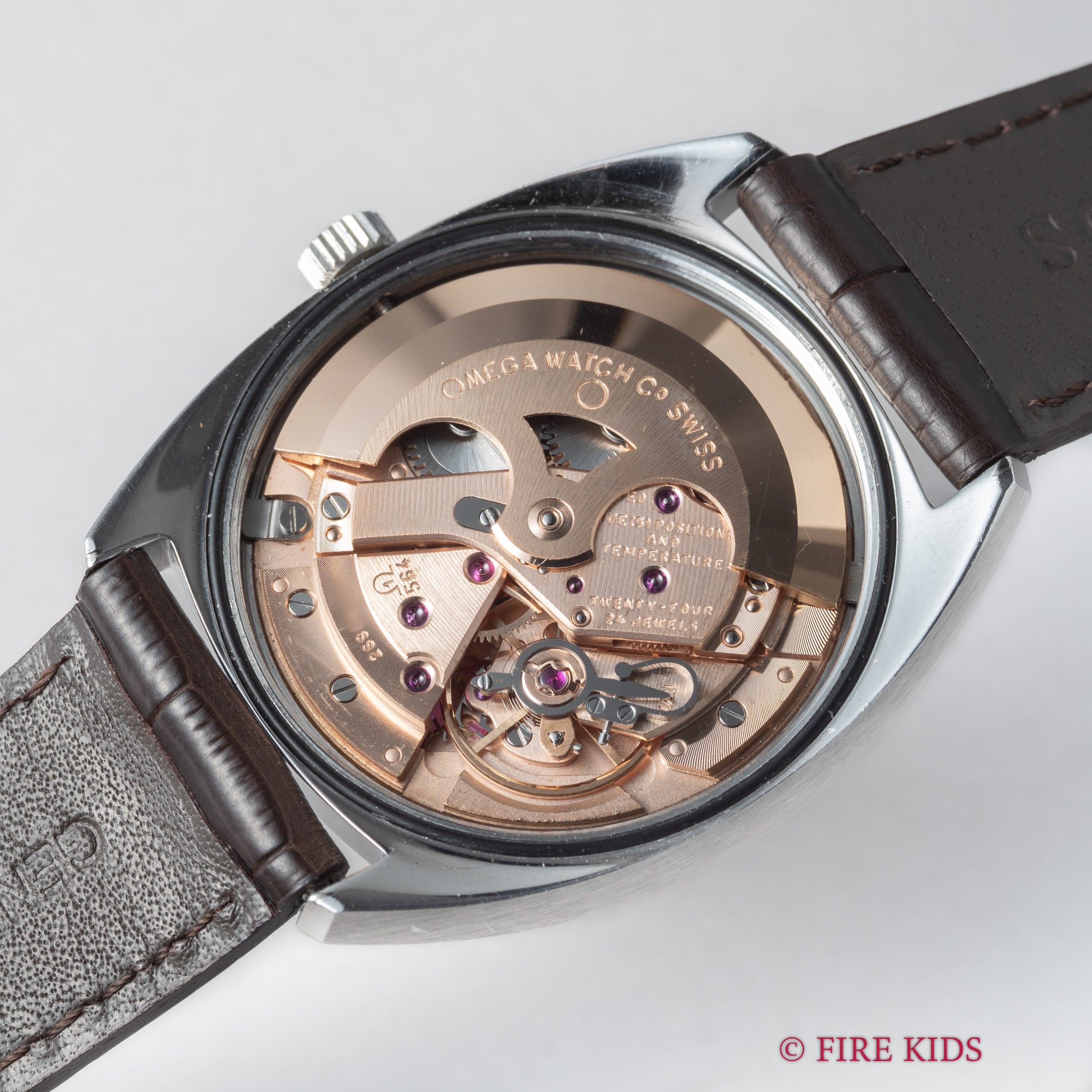 オメガ コンステレーション ジェンタ前期型 ドーフィンハンド1968年製 Ref.168.017 自動巻クロノメーター Cal.564