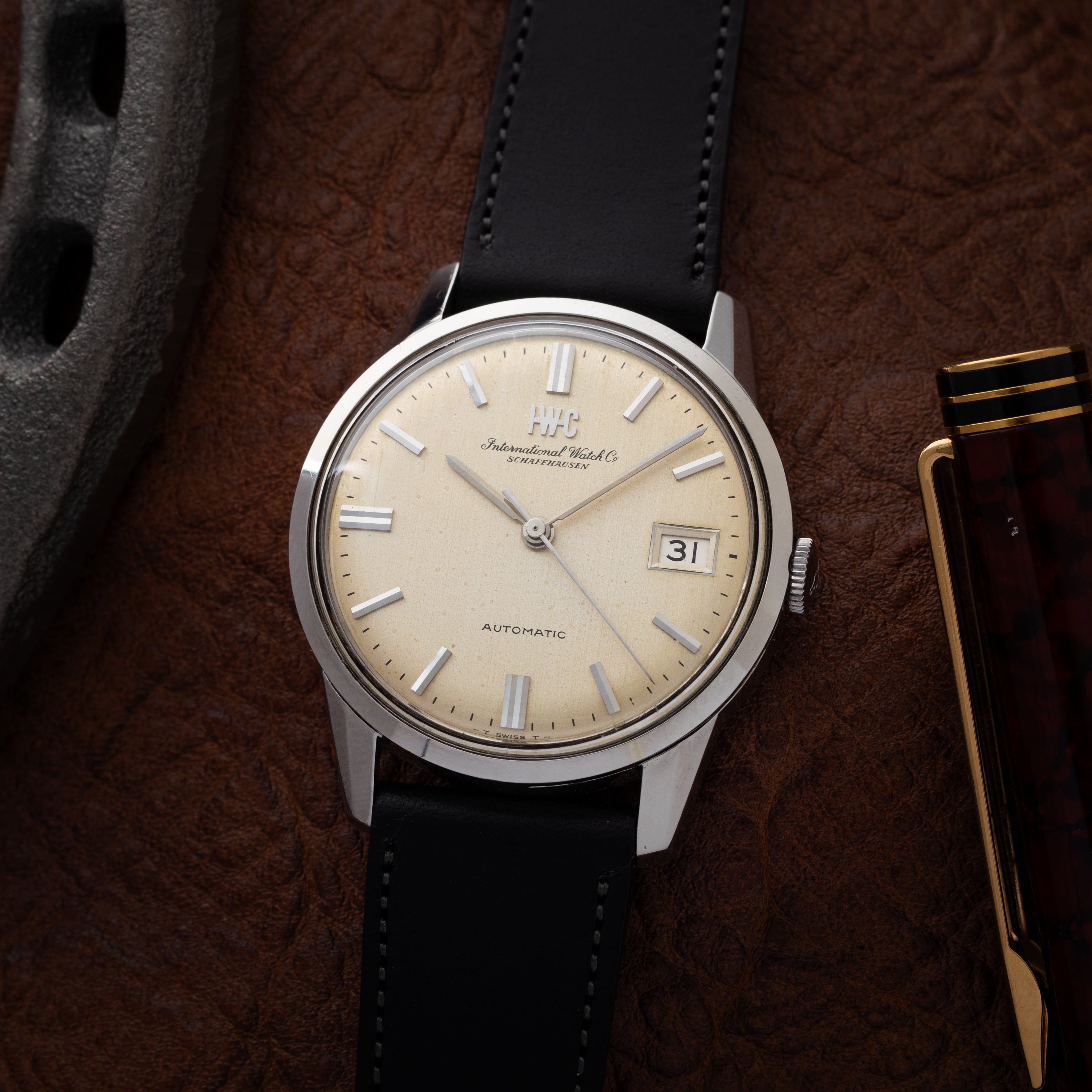 IWC ラウンドケース 1972年製 Cal.8541B オートマチック