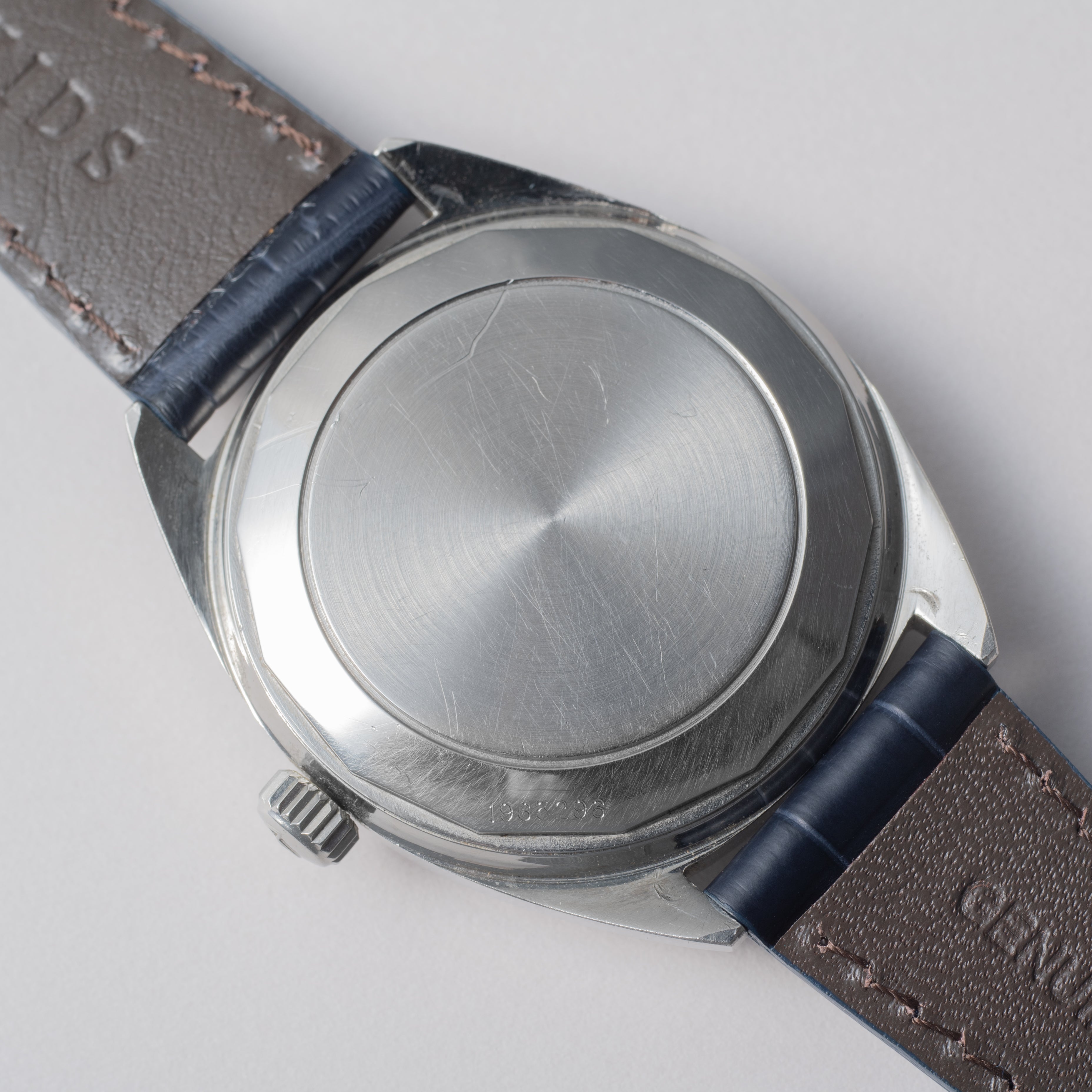 IWC ヨットクラブ 1973年製 Ref.811 ノンデイト Cal.854B 純正尾錠付き