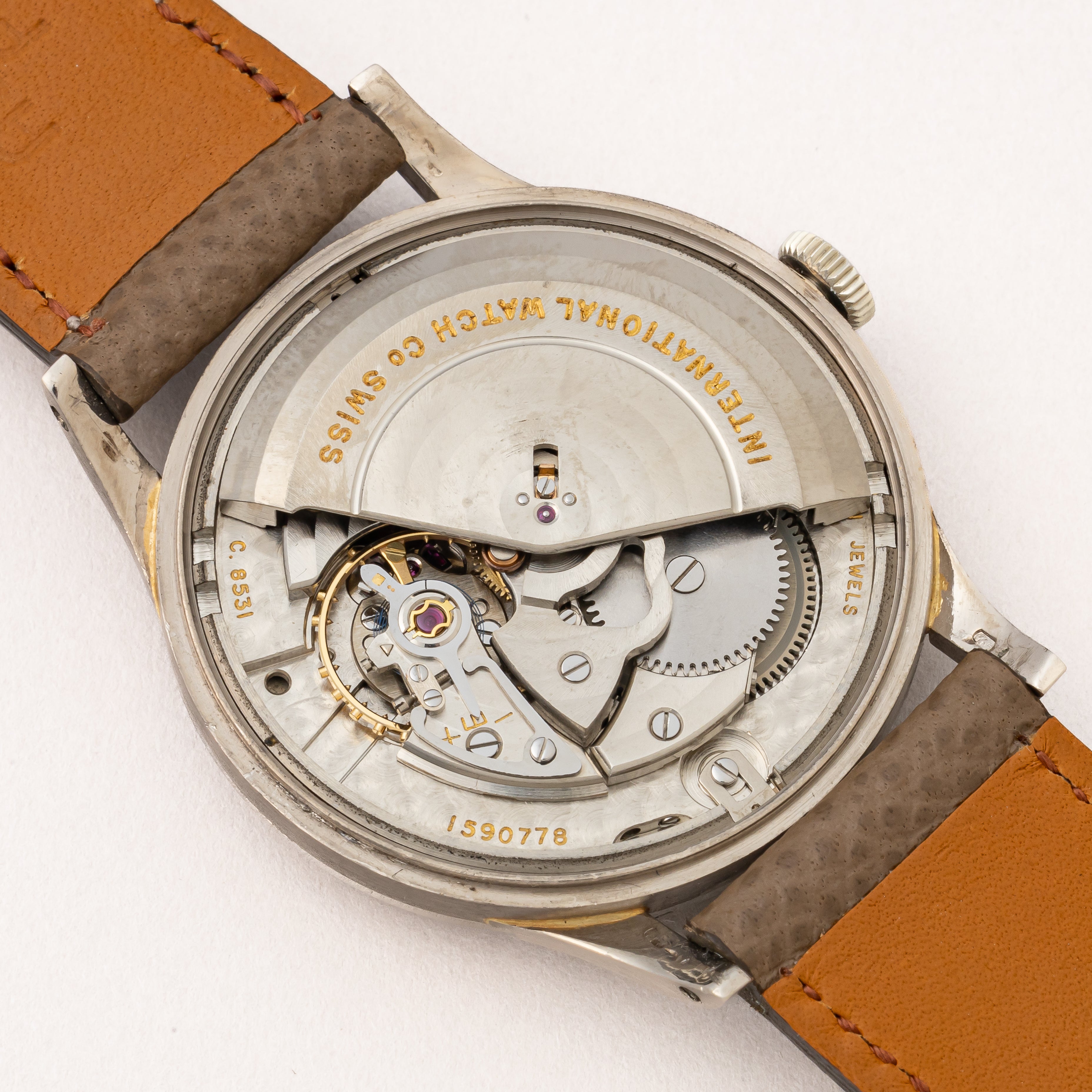 IWC 18金無垢ホワイトゴールドケース 1961年製 寄り目 ペラトン式Cal.8531 お魚リューズ