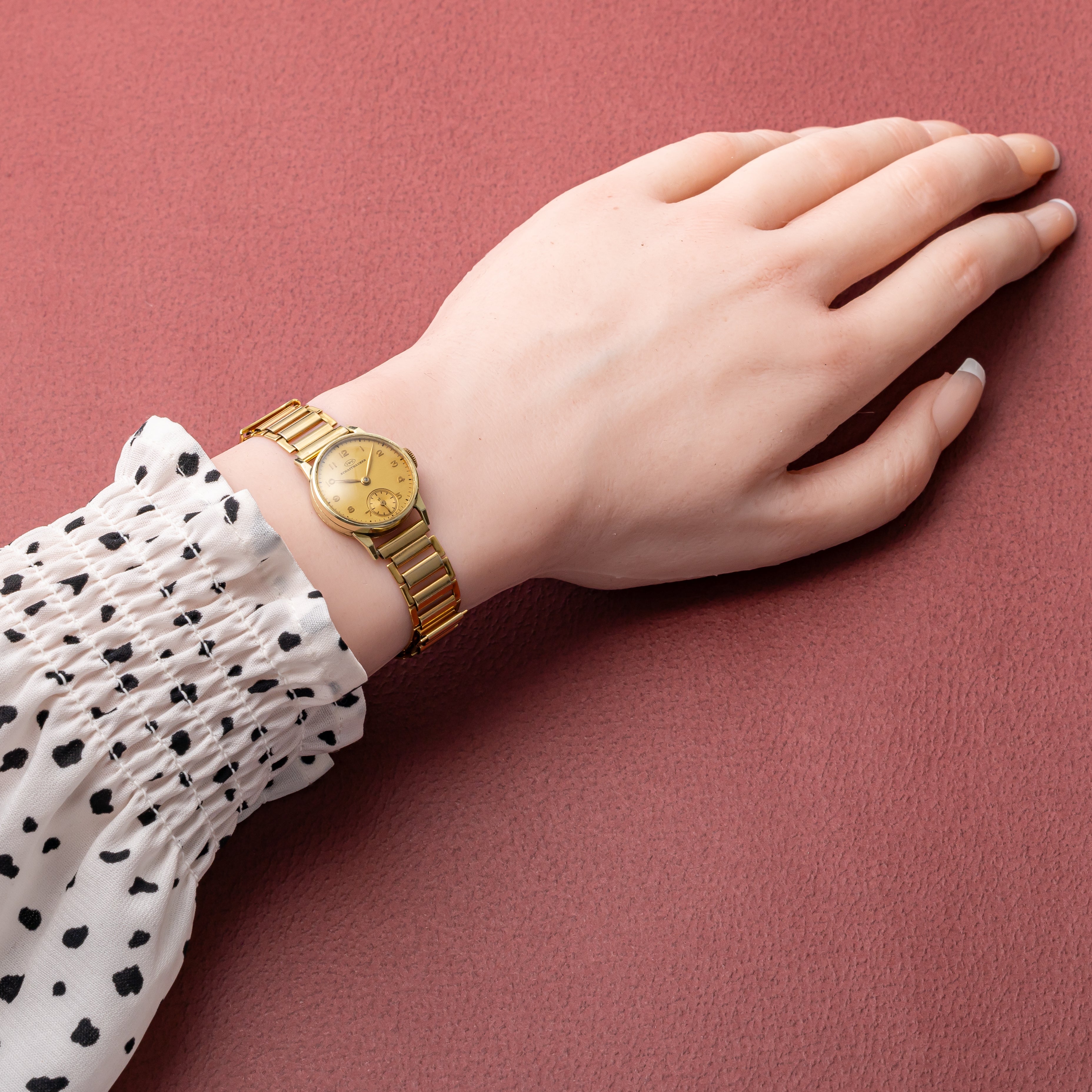 IWC 14金無垢 ラウンドケース 手巻き 1939年製 cal.94 スモールセコンド