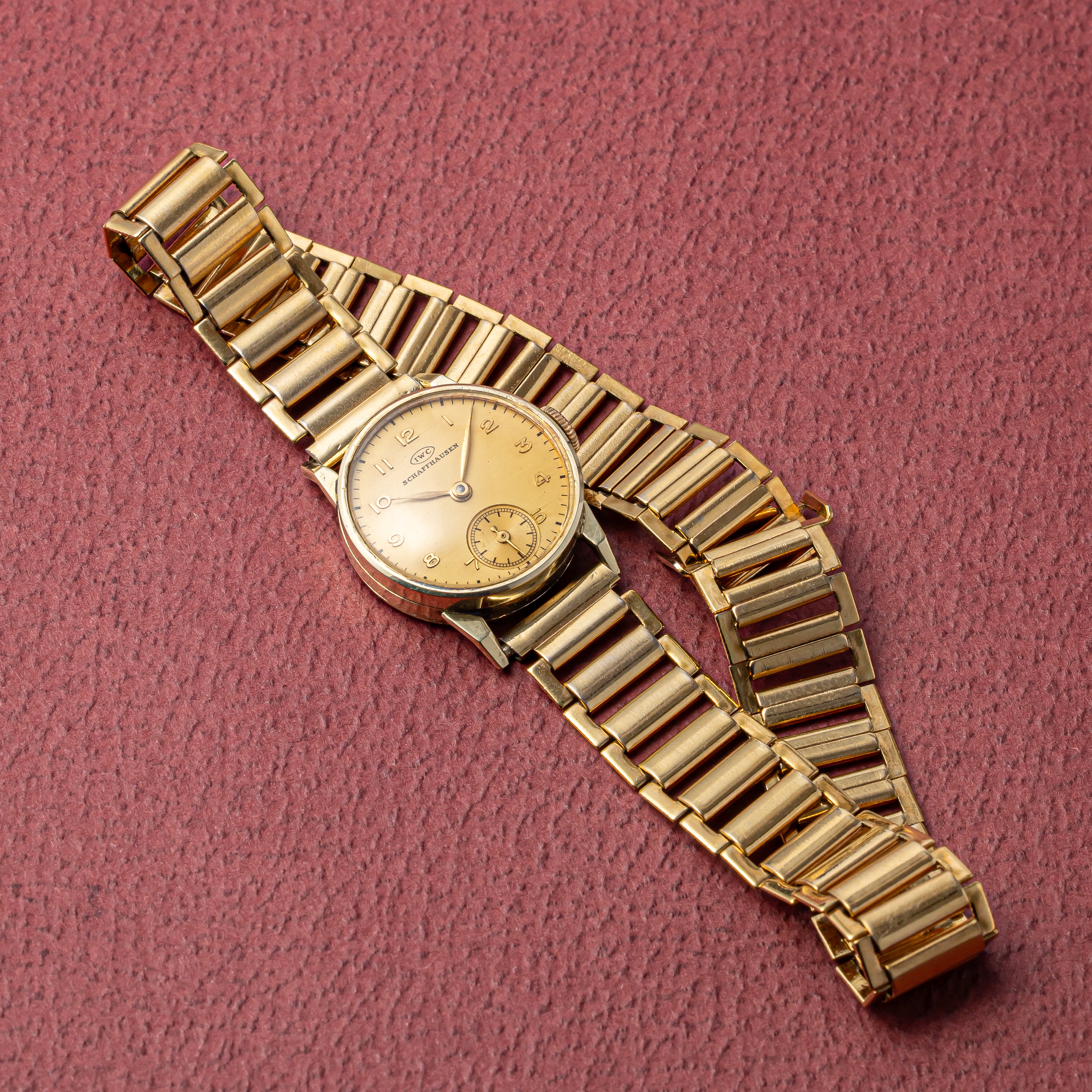 IWC 14金無垢 ラウンドケース 手巻き 1939年製 cal.94 スモールセコンド