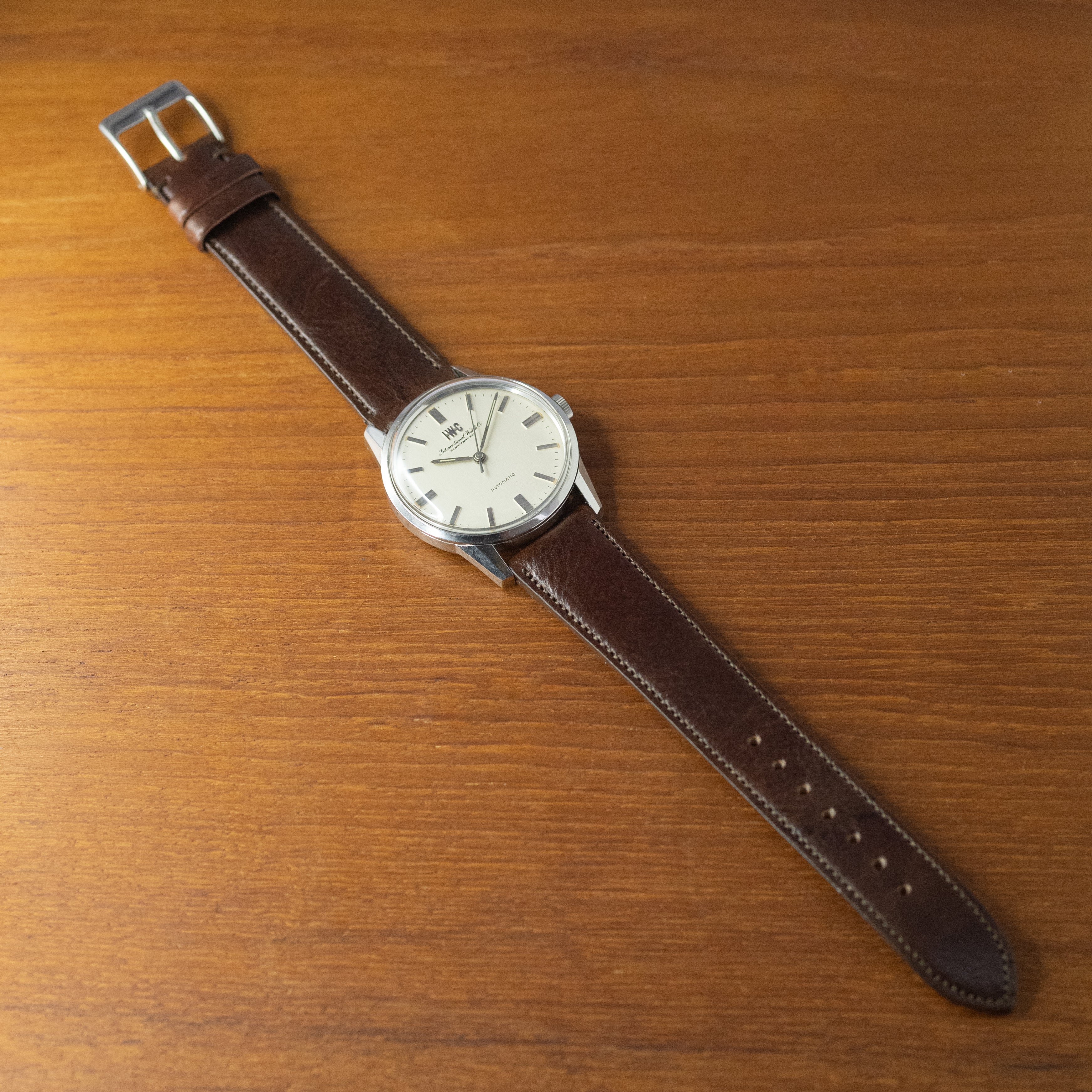 IWC ラウンド オートマチック 1969年製 Cal.854