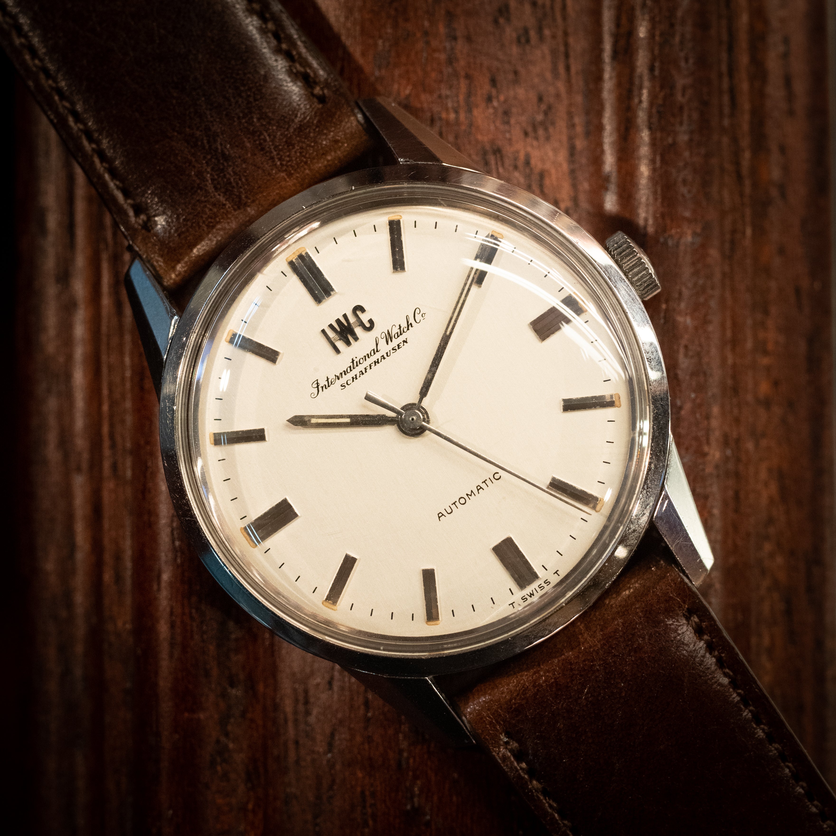 IWC ラウンド オートマチック 1969年製 Cal.854