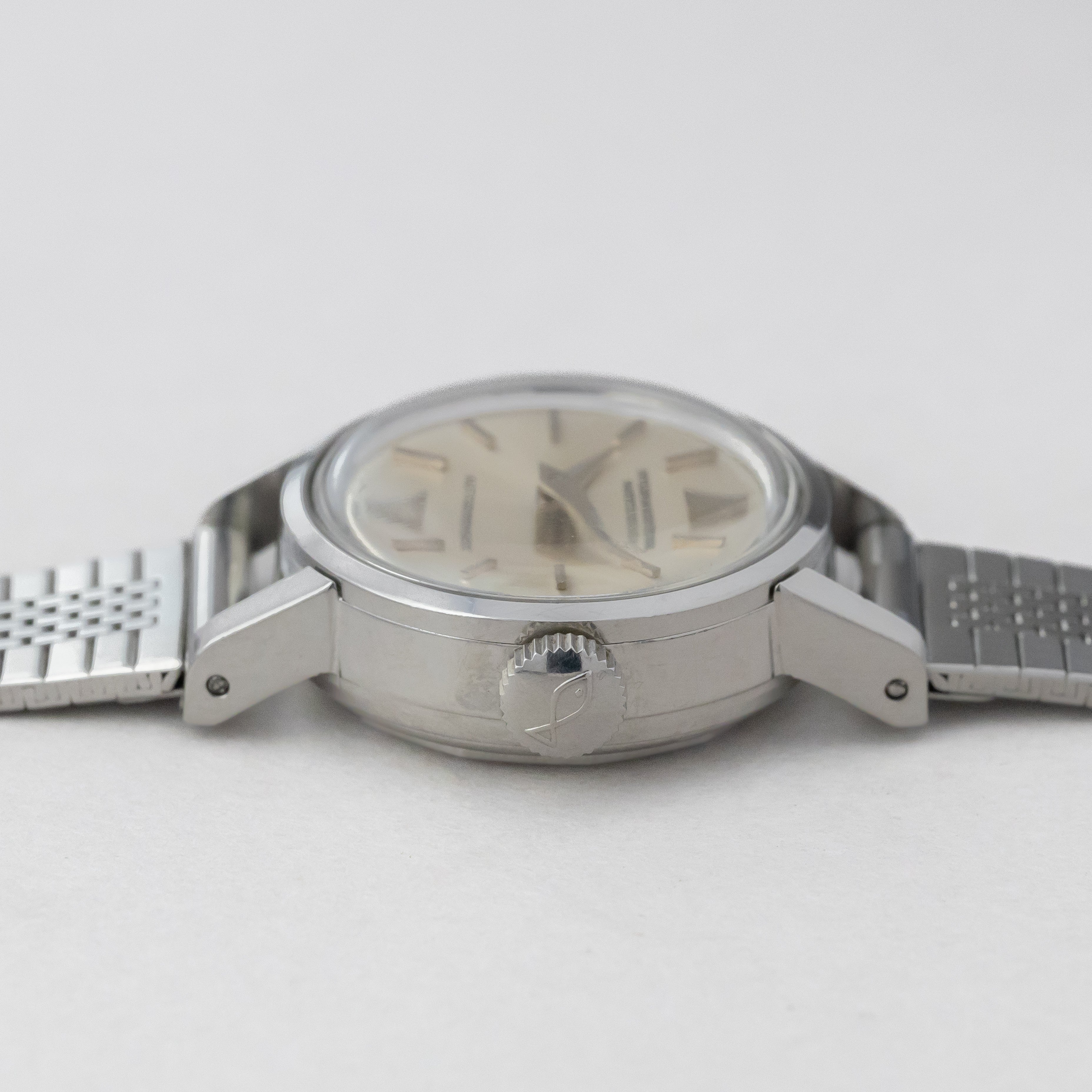 IWC レディース ラウンドケース オートマチック 1970年製/昭和45年製