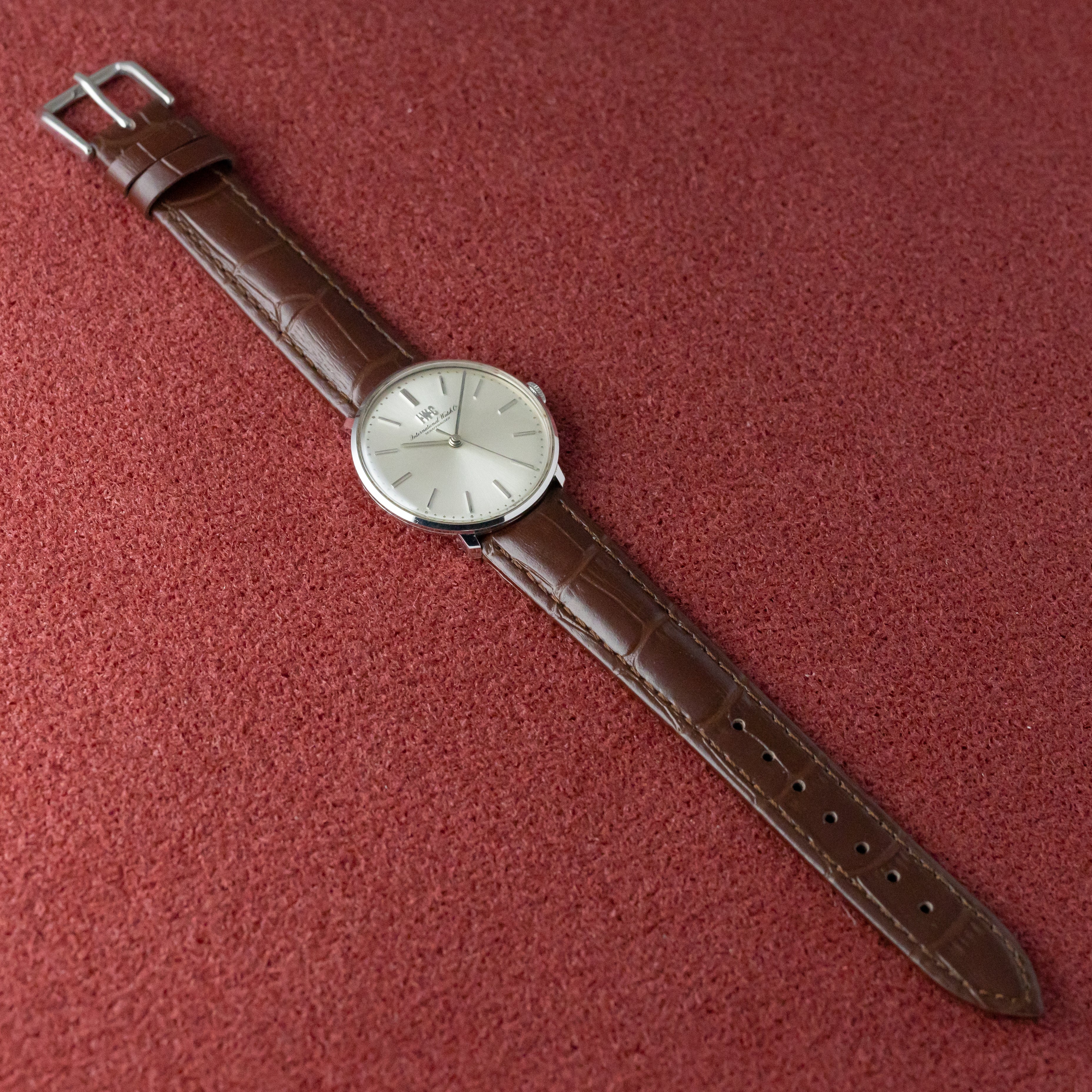 IWC ラウンドケース 裏ブタスケルトン 1973年製 手巻きCal.403