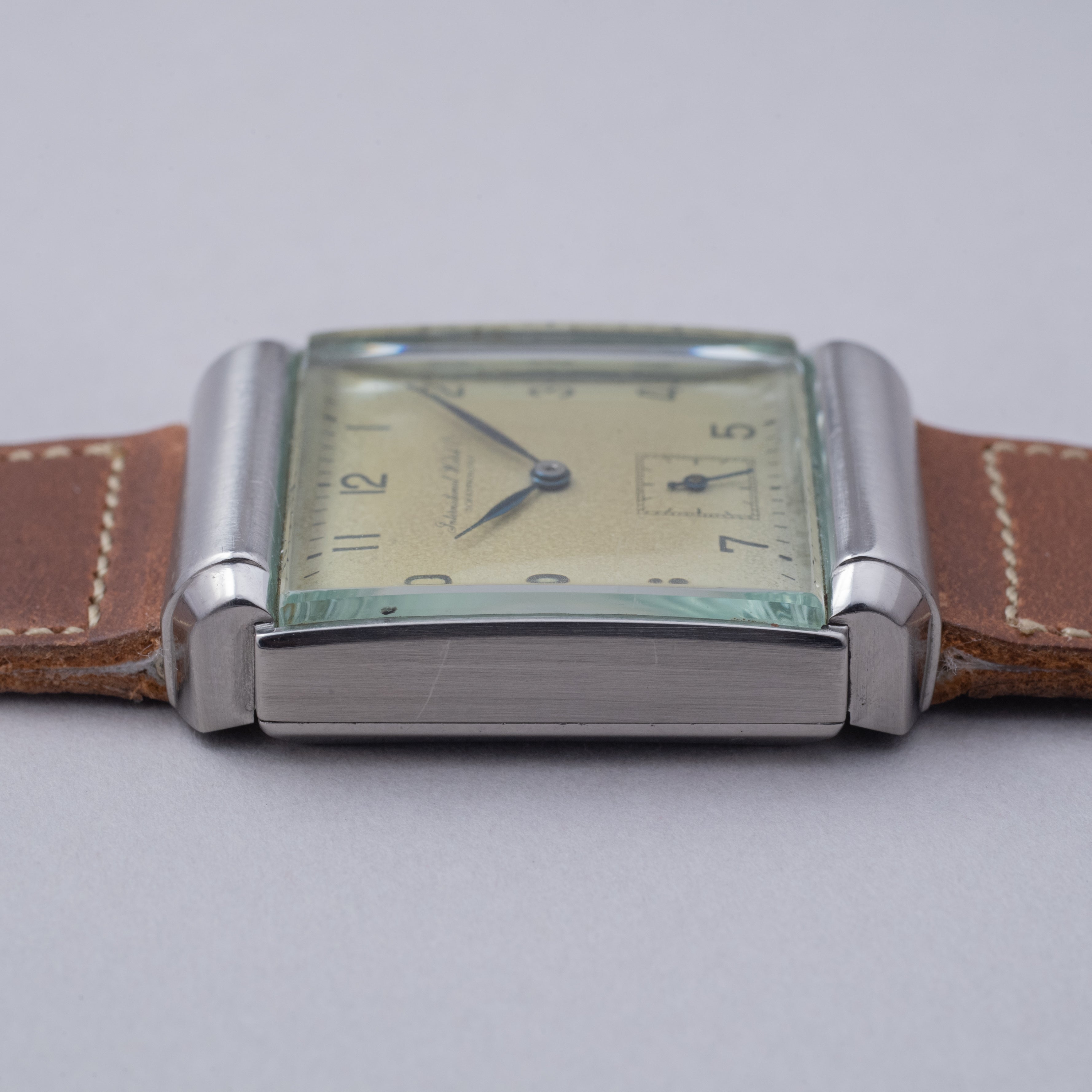 IWC スクエアケース Cal.62 手巻 1942年製 アラビアダイヤル