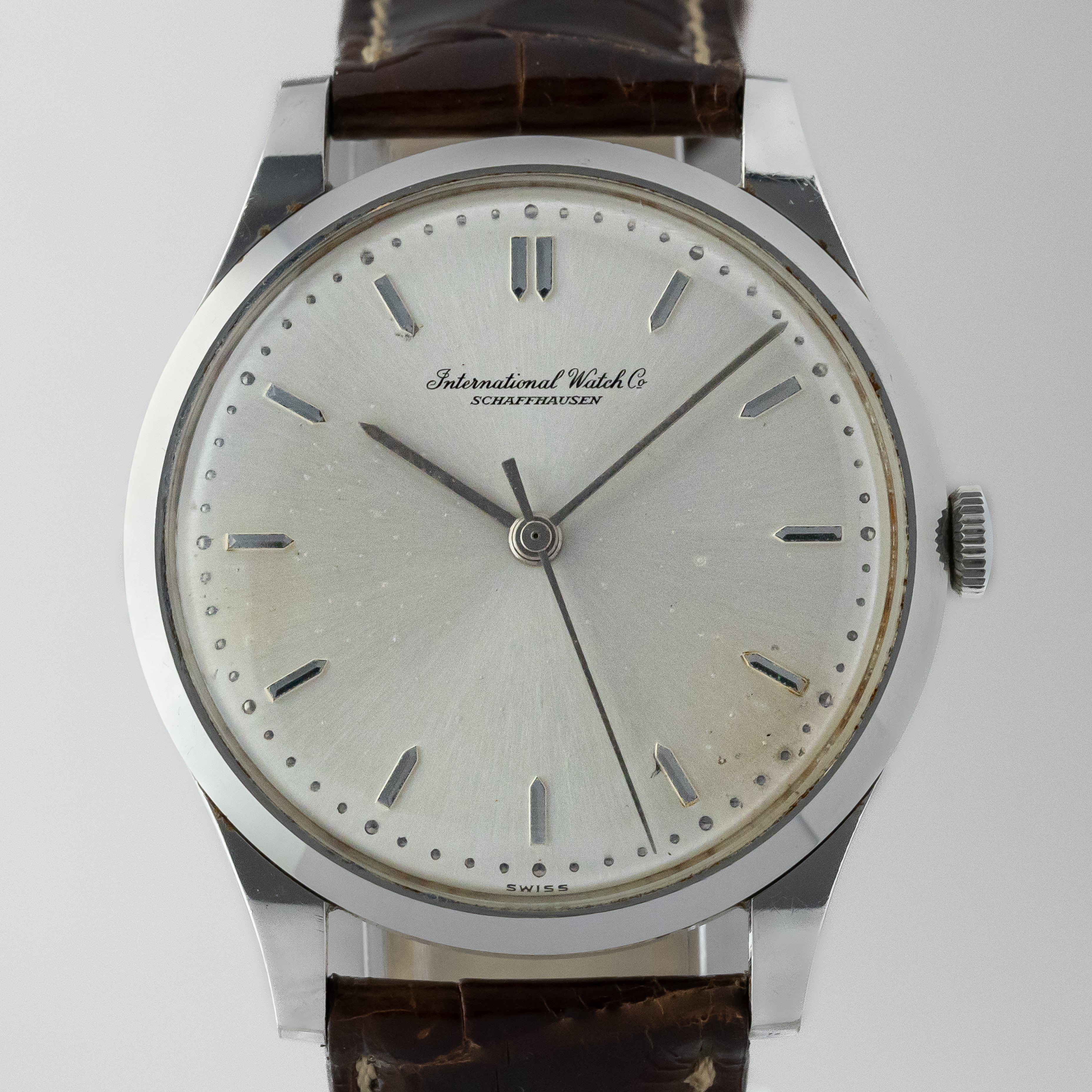 IWC ラウンドケース1965年製 手巻き Cal.89