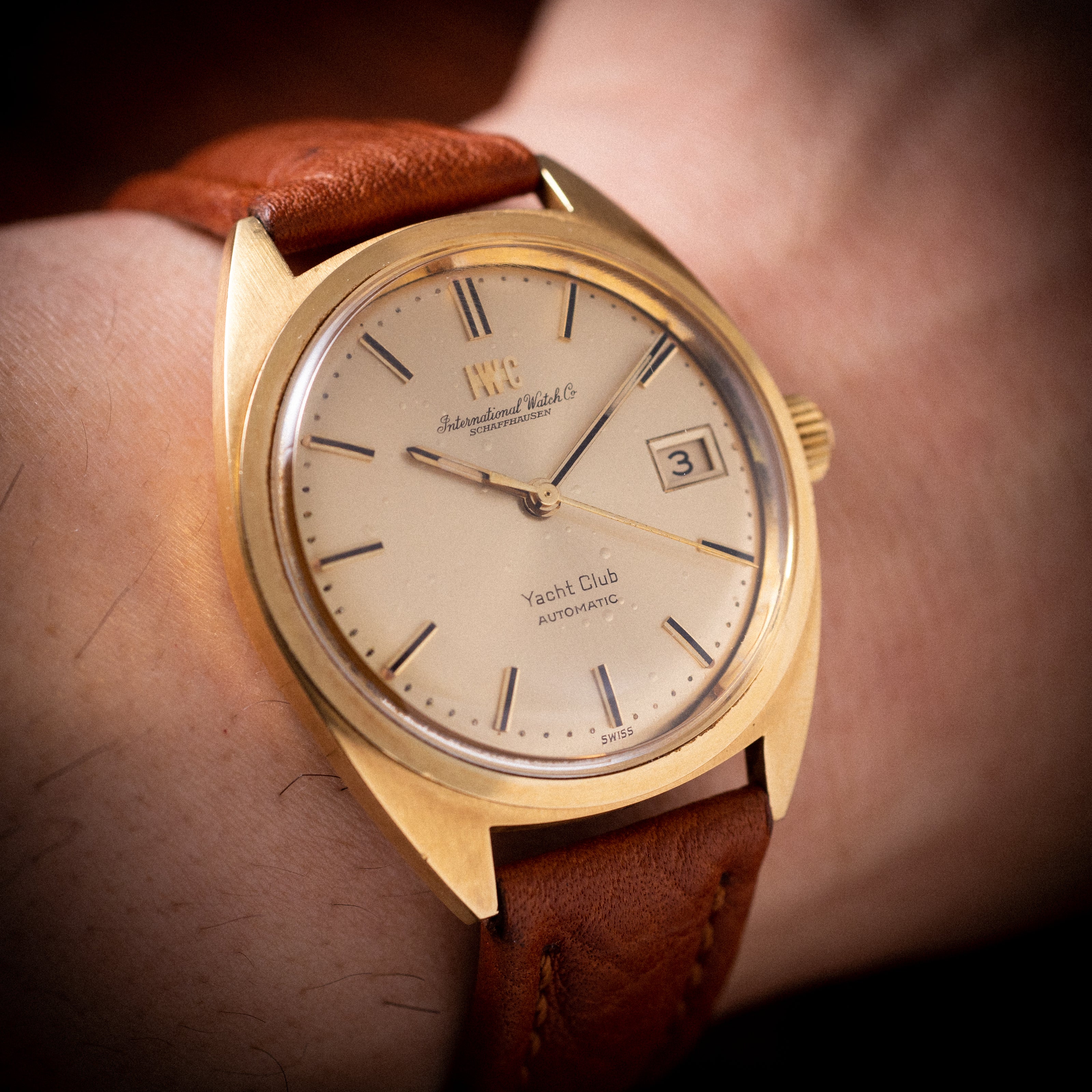 IWC ヨットクラブ 1973年製 18金無垢ケース Cal.8541B