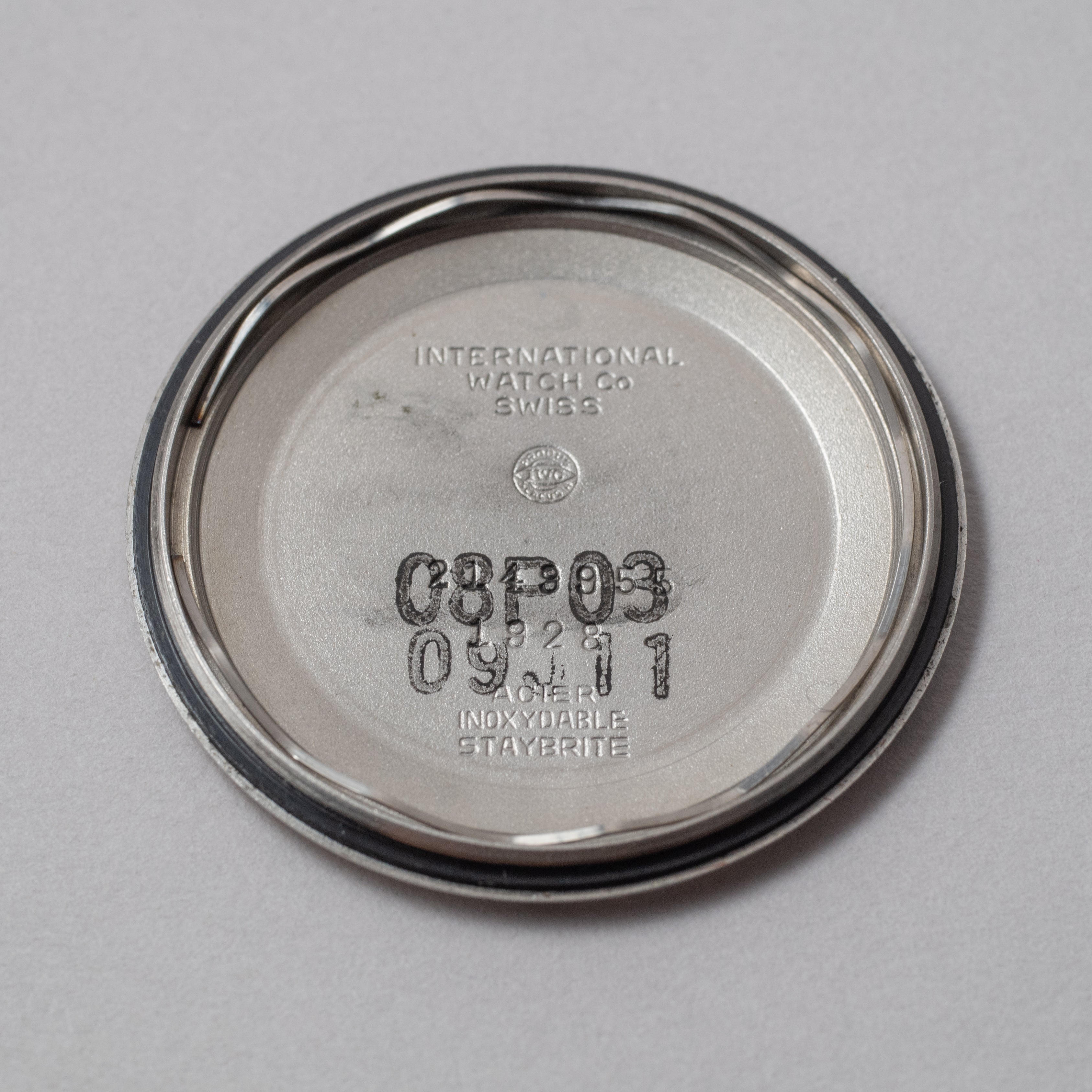 IWC 1973年製トノーケース ペラトン式自動巻き Cal.854B ノンデイト