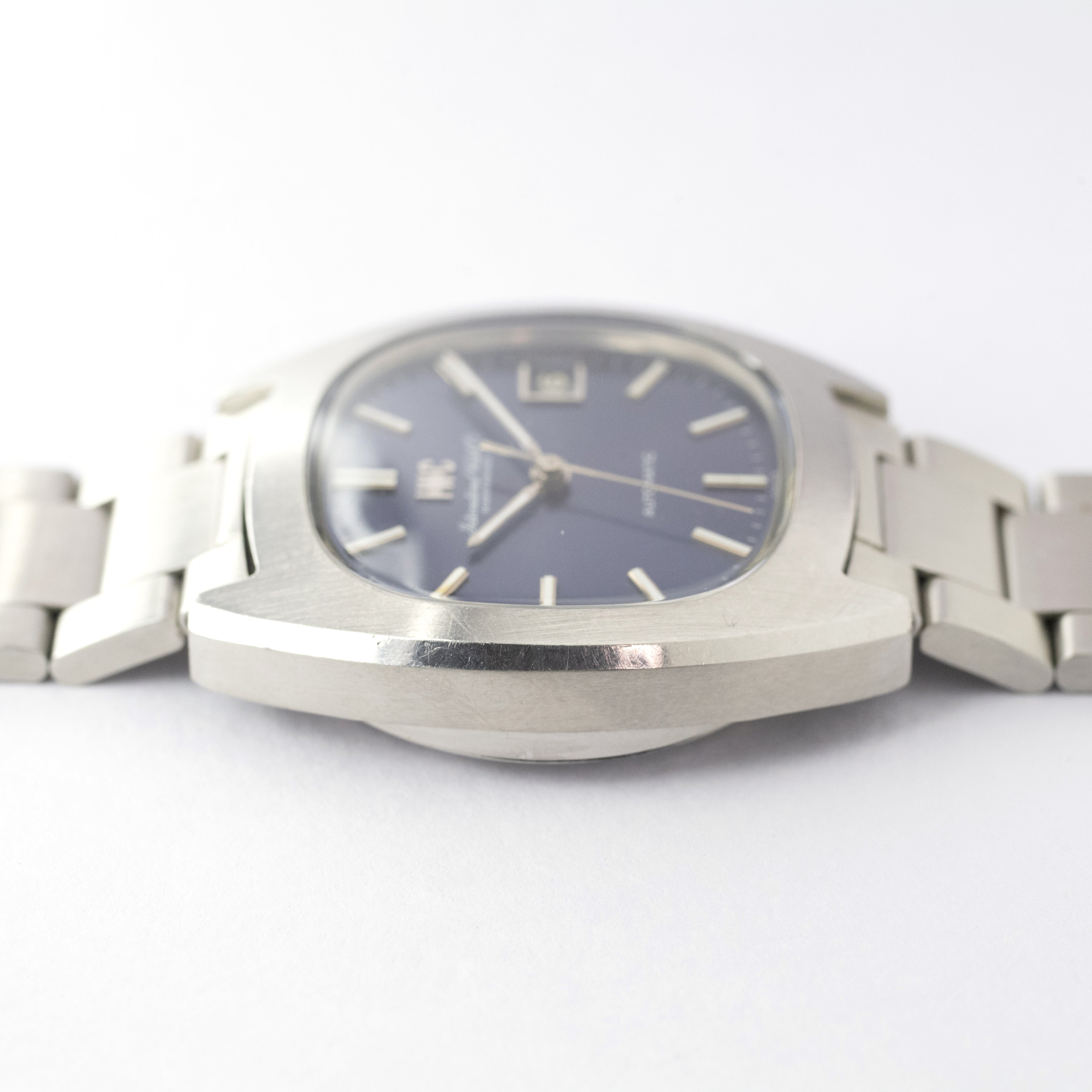 IWC TVスクリーン 1971年製 ブルーダイヤル オートマチック 純正3連ブレス付き